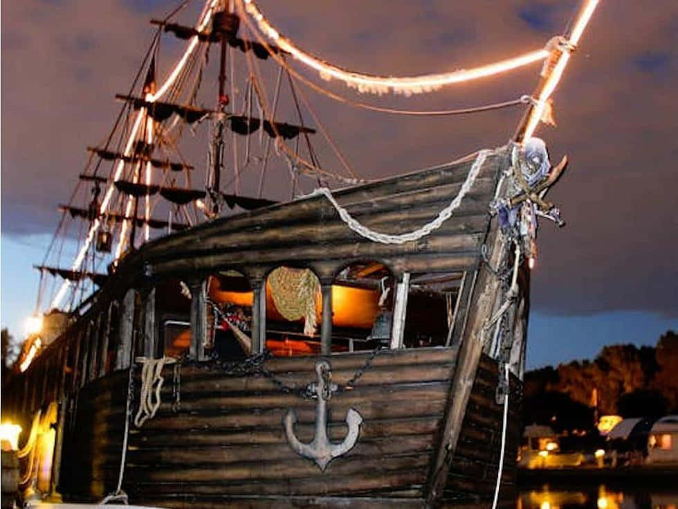 Wooden Real Pirate Ship Picture
