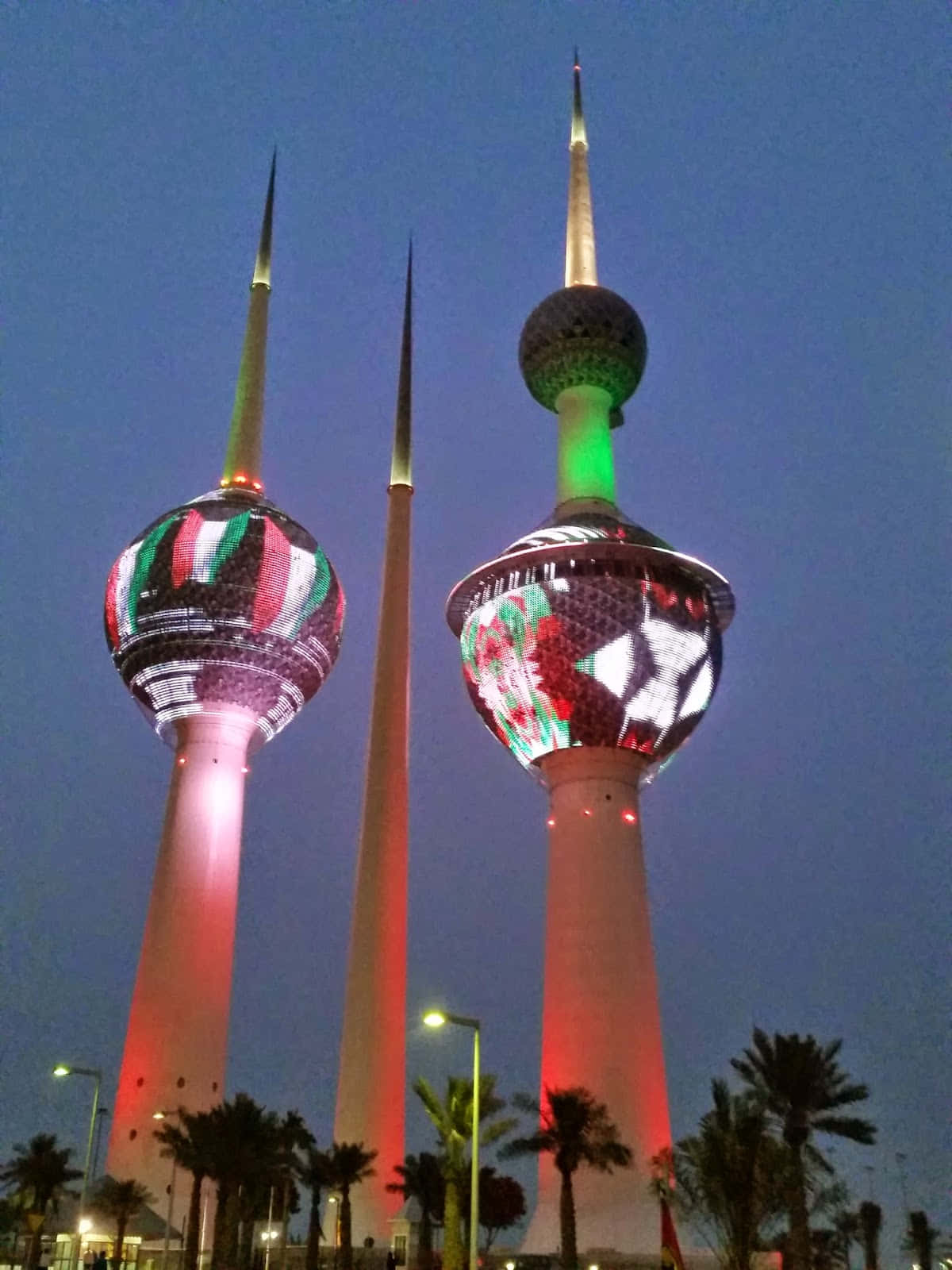 Red And Green Kuwait Towers Night Wallpaper