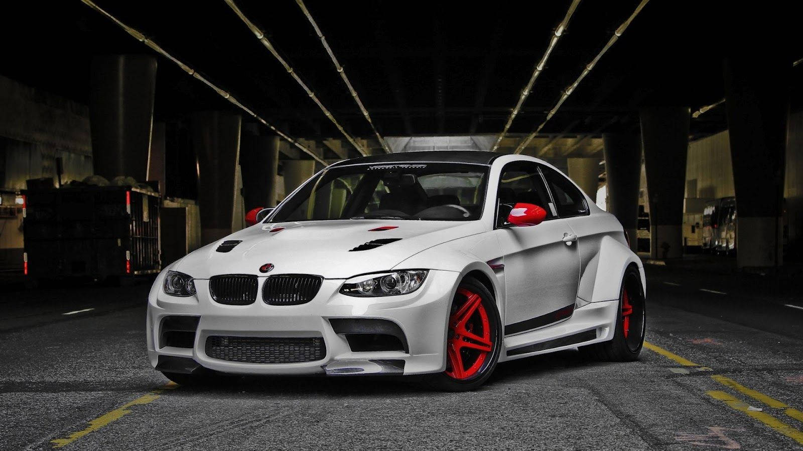 Red And White BMW M Series Wallpaper