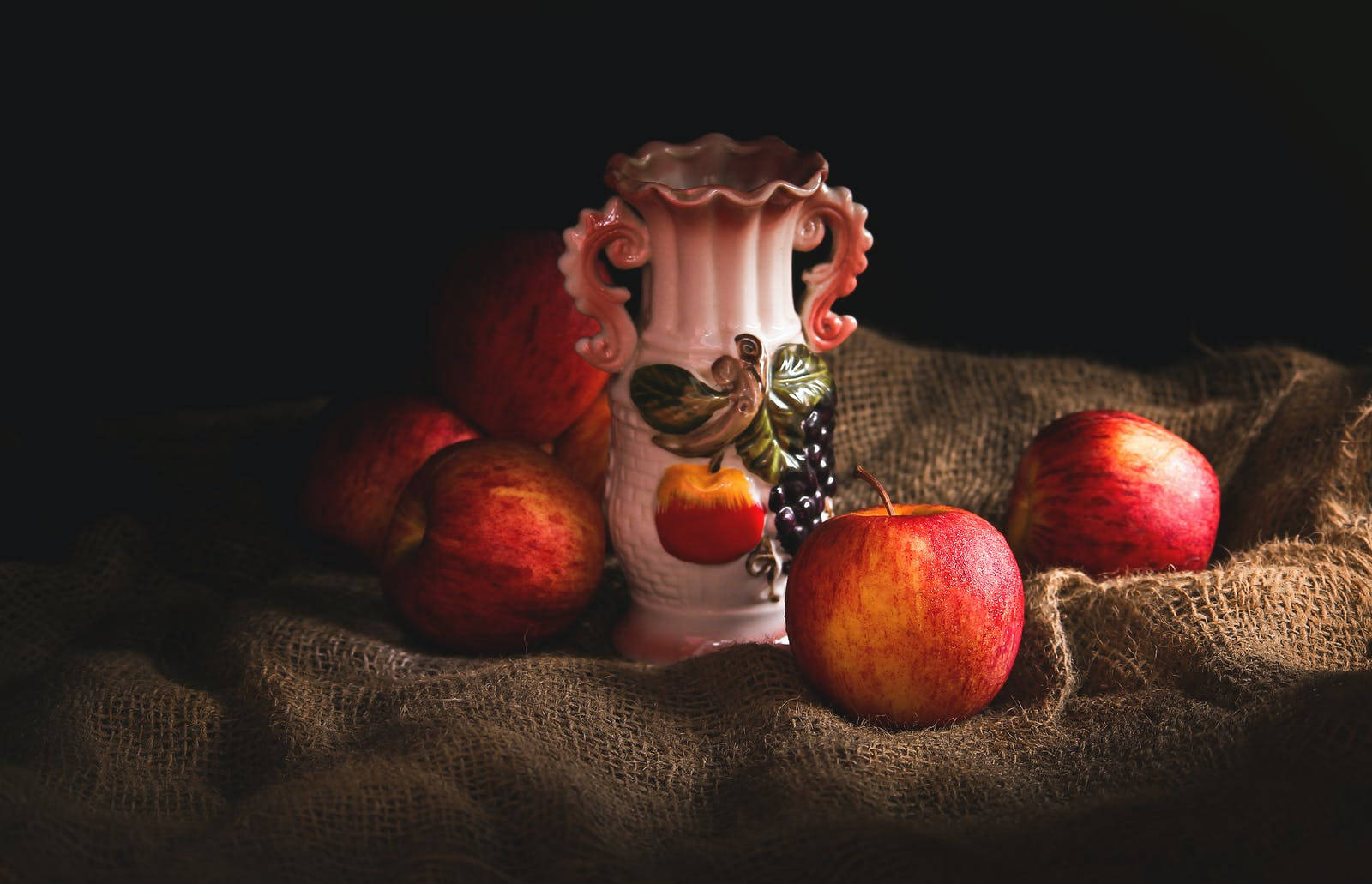 Red Apples Still Life Food Desktop Wallpaper