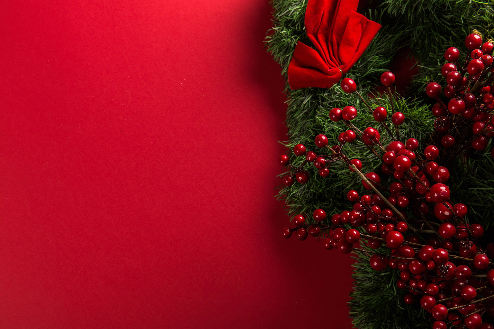 Red Christmas Wreath Wallpaper