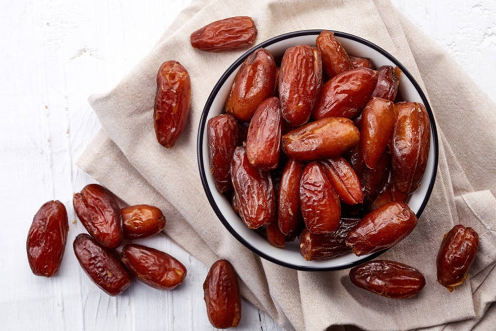 Bowl of Red Dates Wallpaper