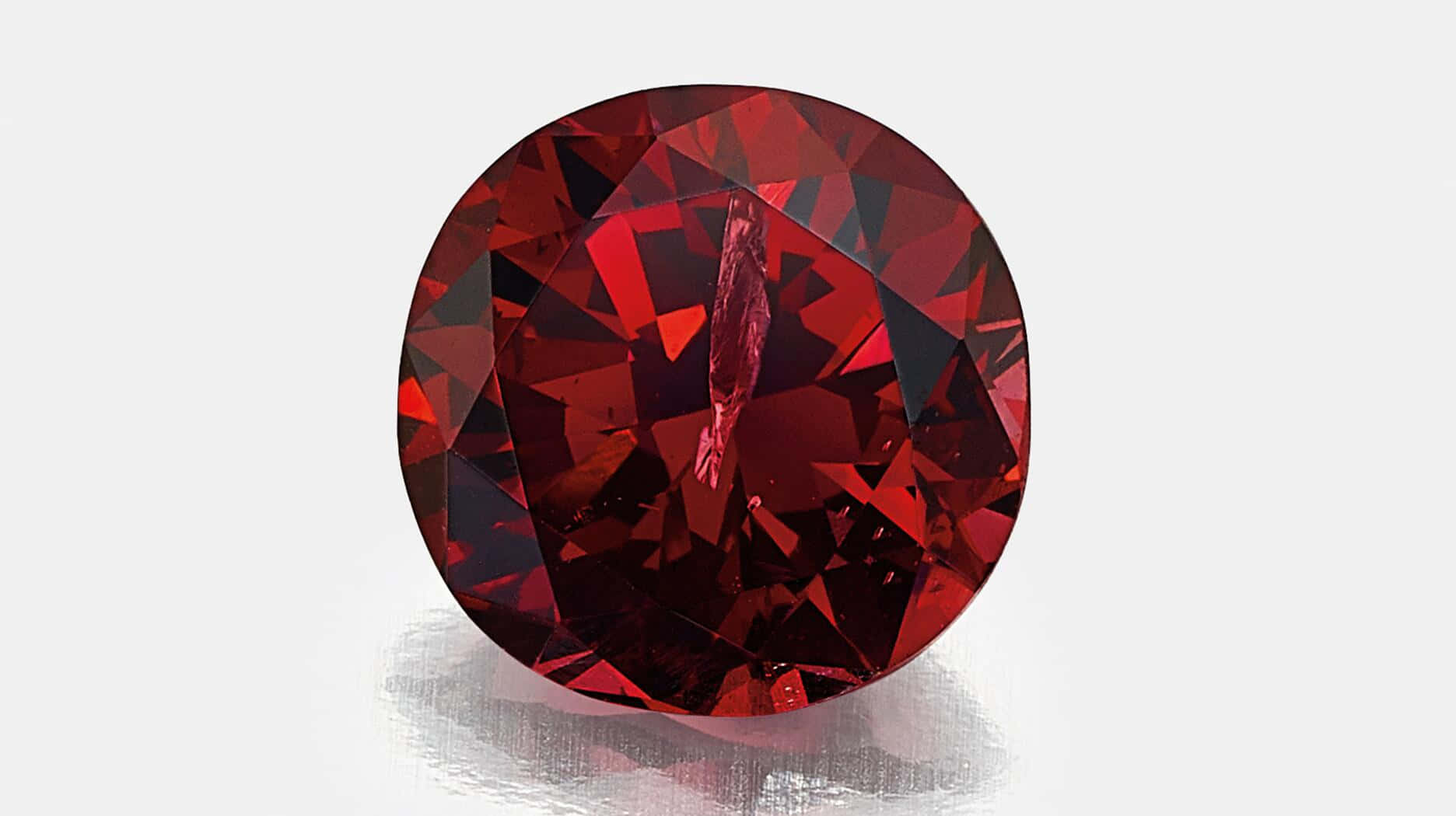 Stunning Red Diamond Reflecting Light Wallpaper