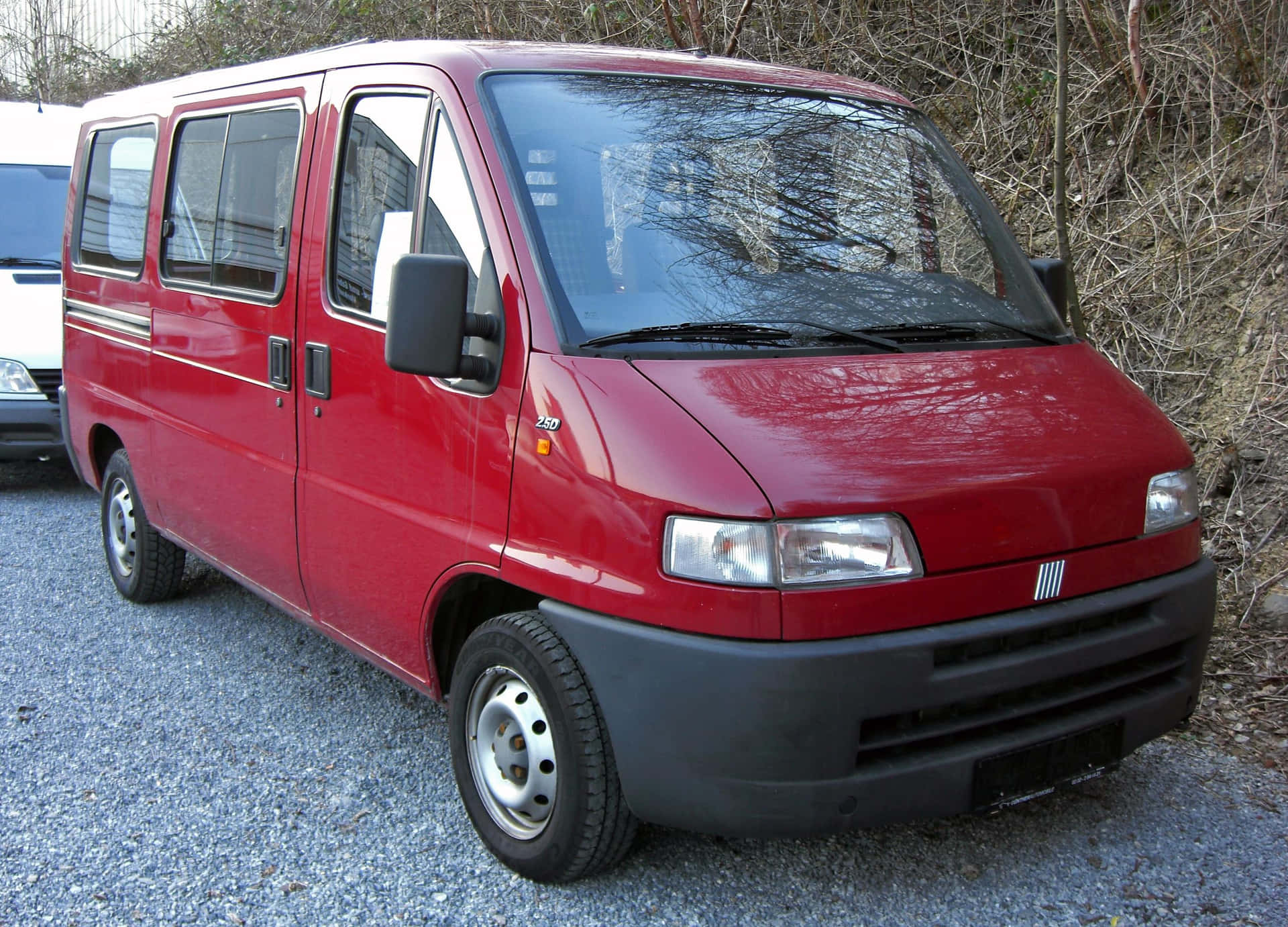 Van Fiat Ducato Rouge Fond d'écran