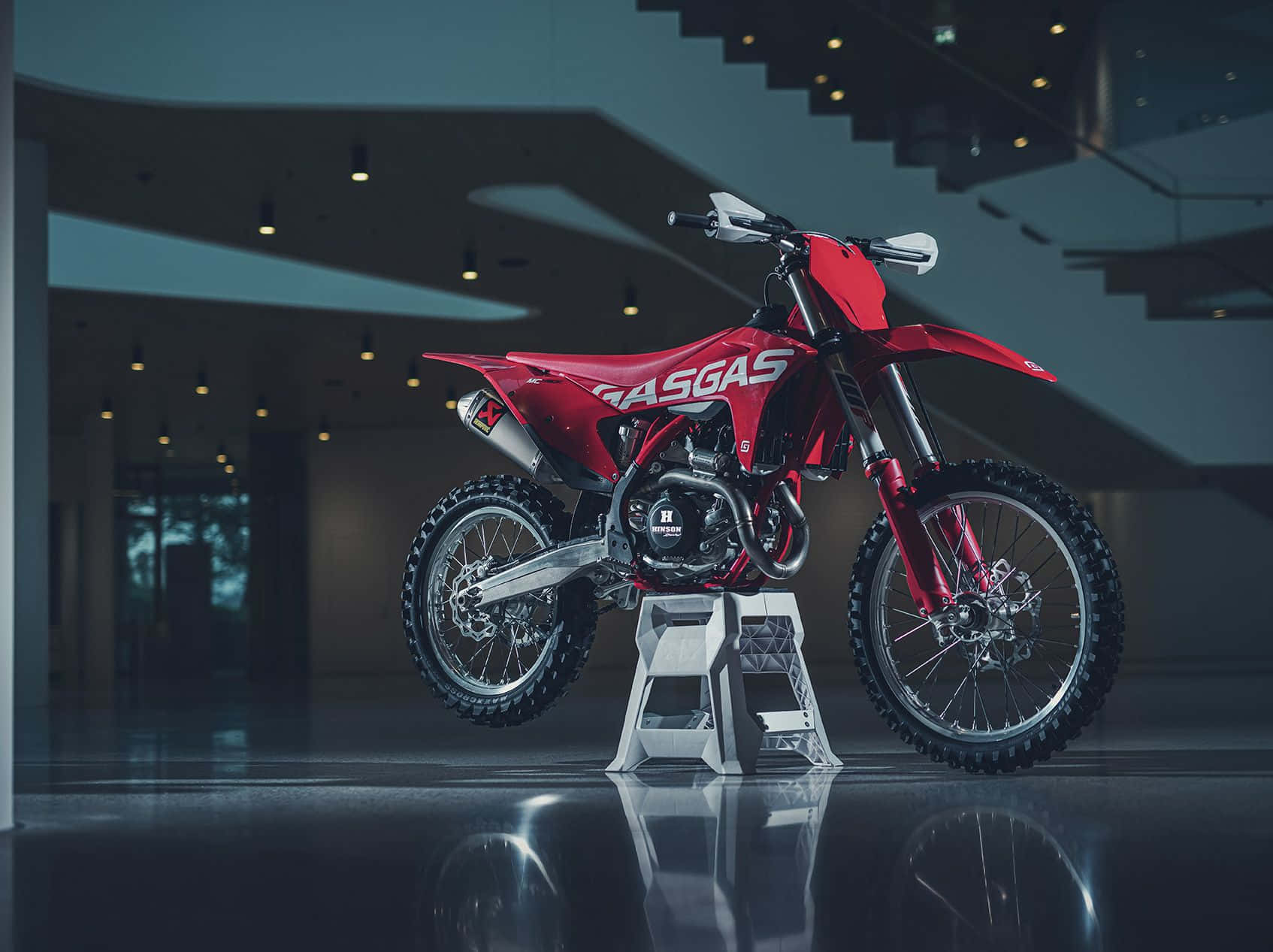 Pameran Sepeda Motocross Gas Gas Merah Wallpaper