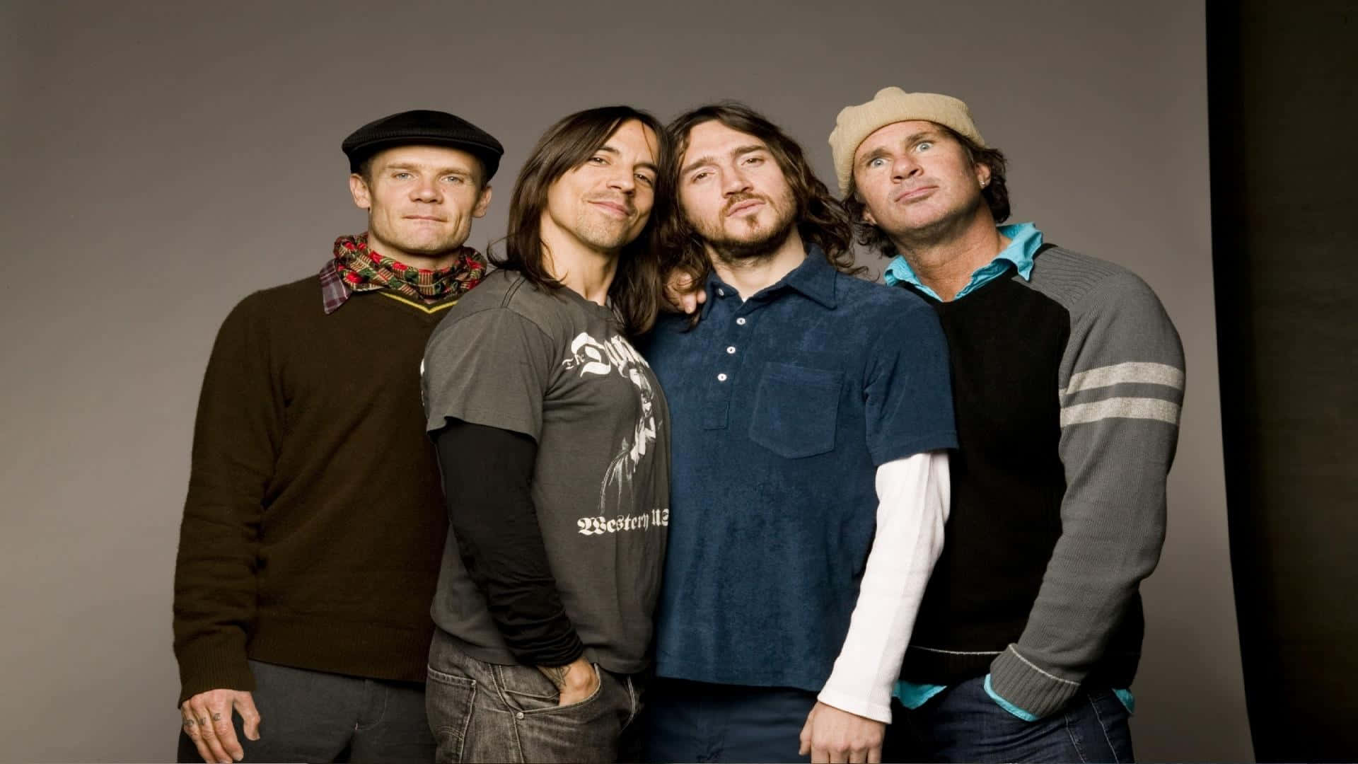 Red Hot Chili Peppers Posing Together Wallpaper