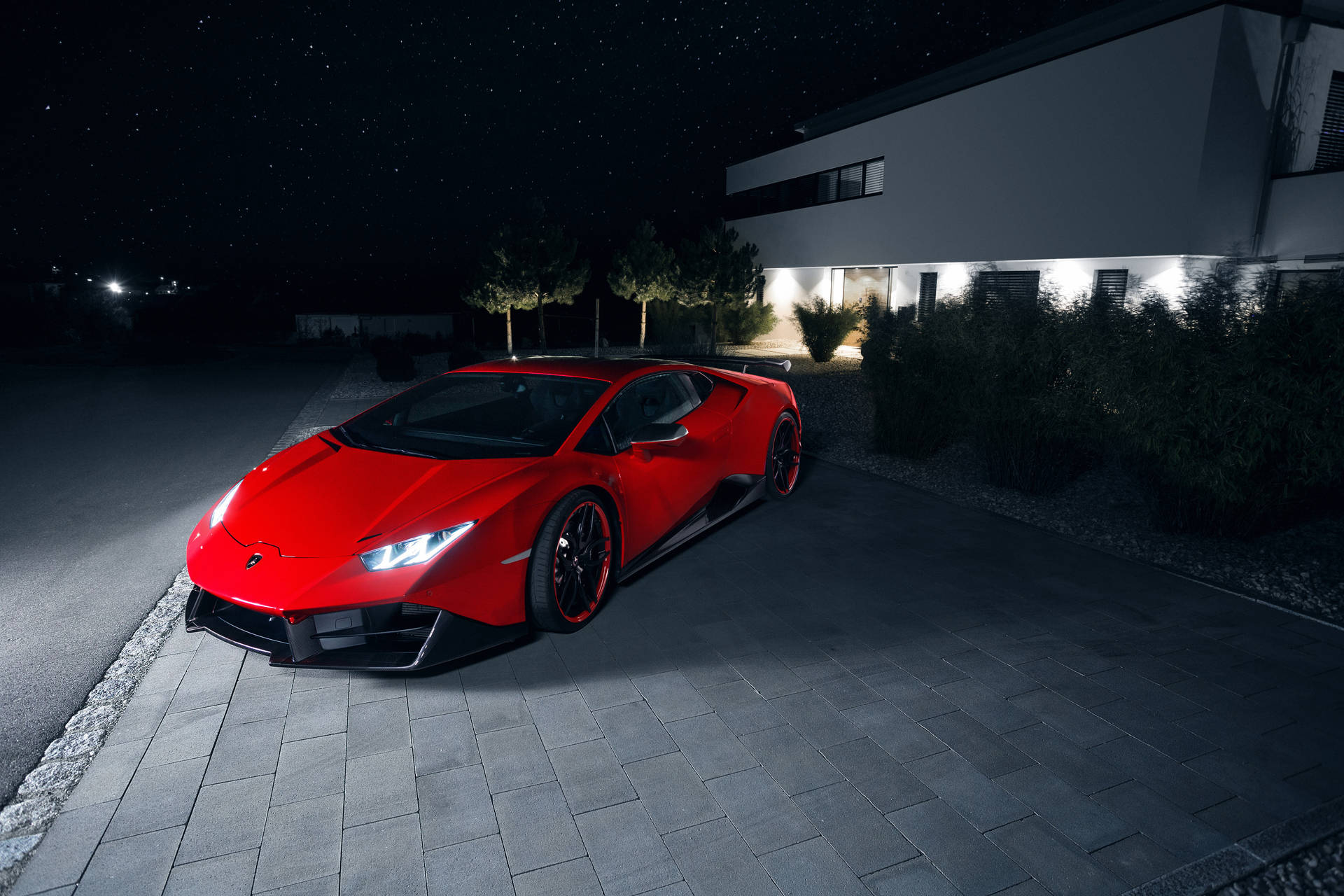 Red Lamborghini Huracan At Night Wallpaper