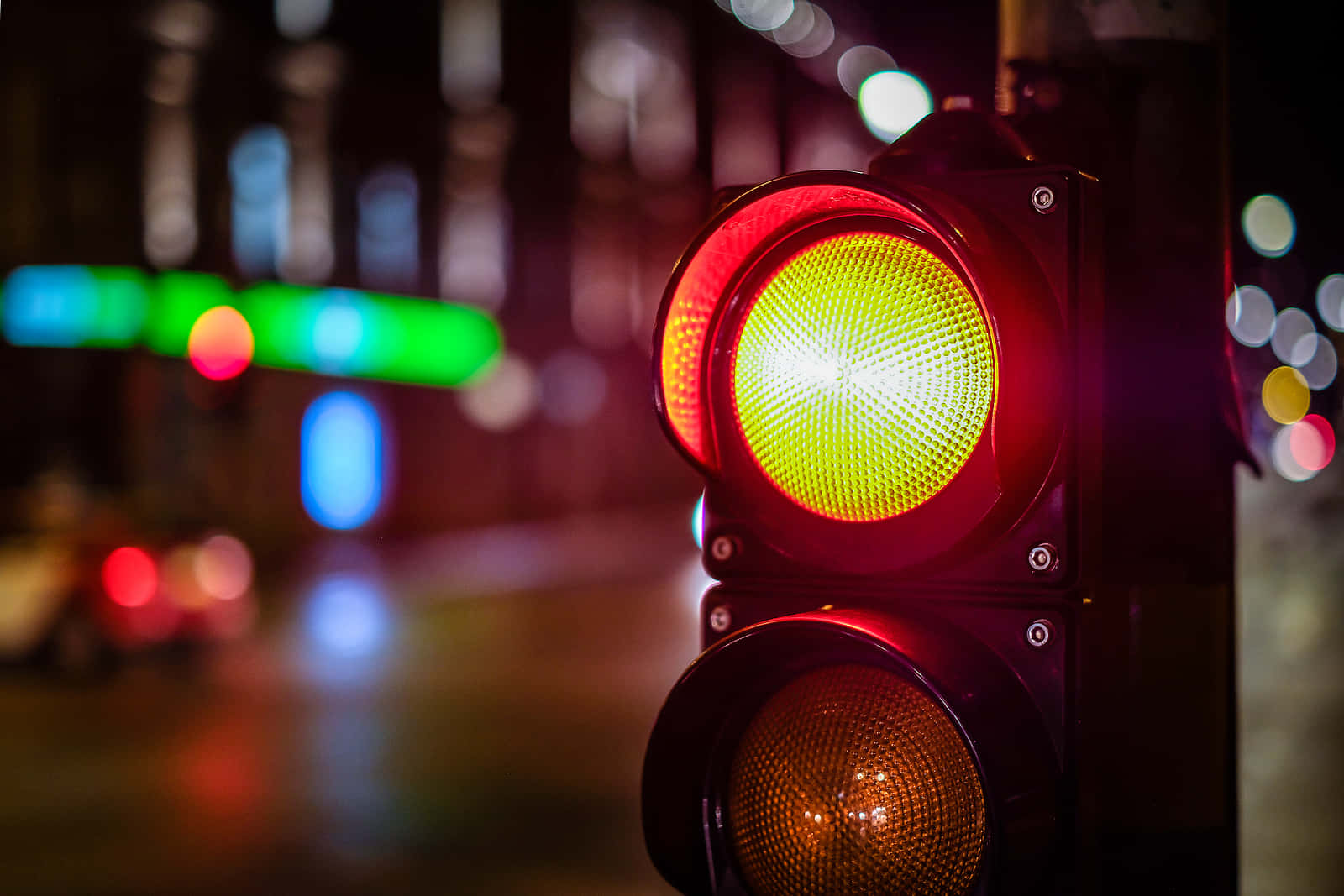 a traffic light on a street