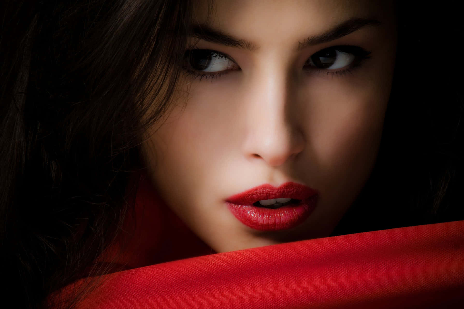 Bold and Vibrant Red Lips Wallpaper