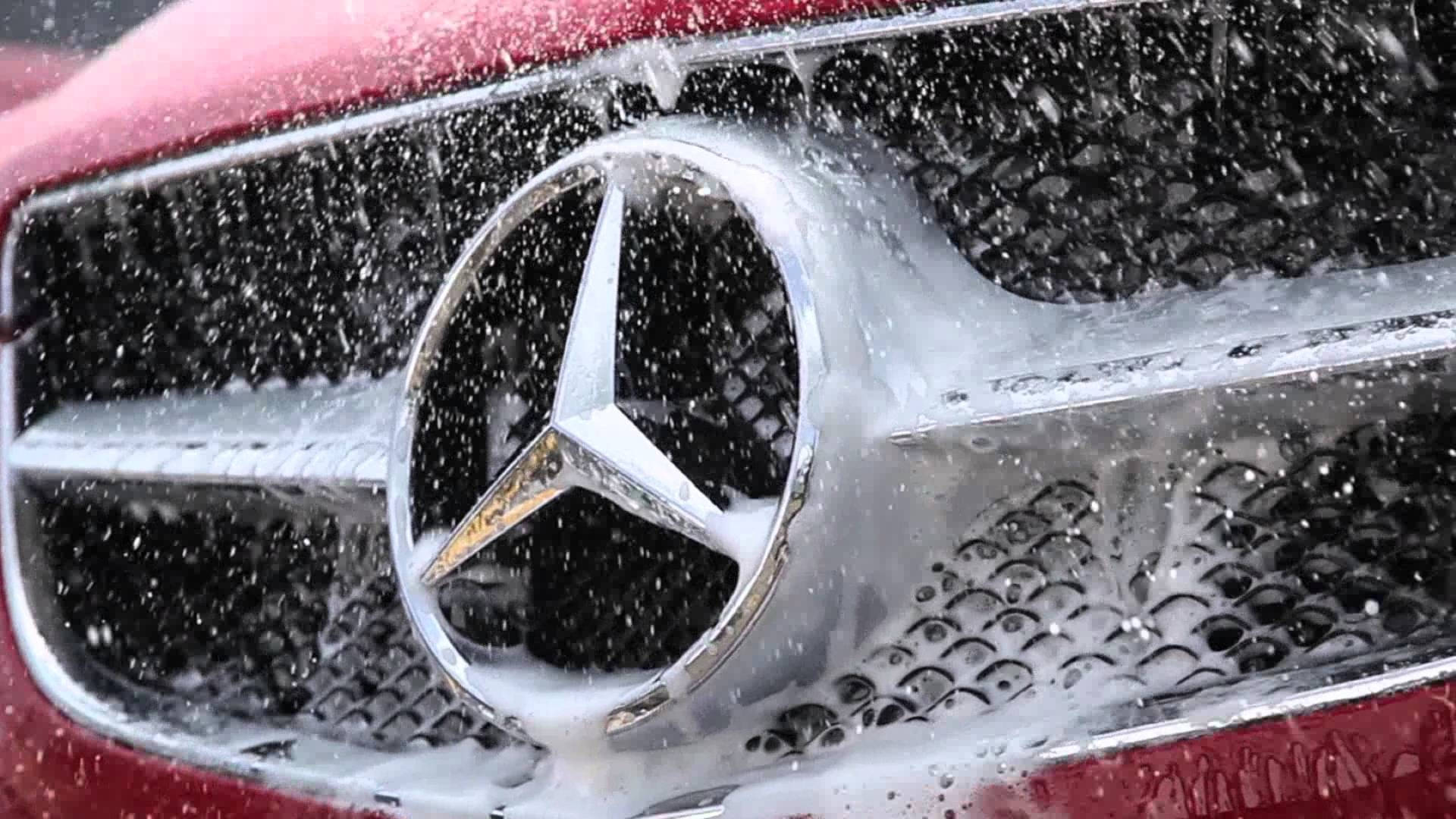 Red Mercedes-Benz Car Wash Wallpaper