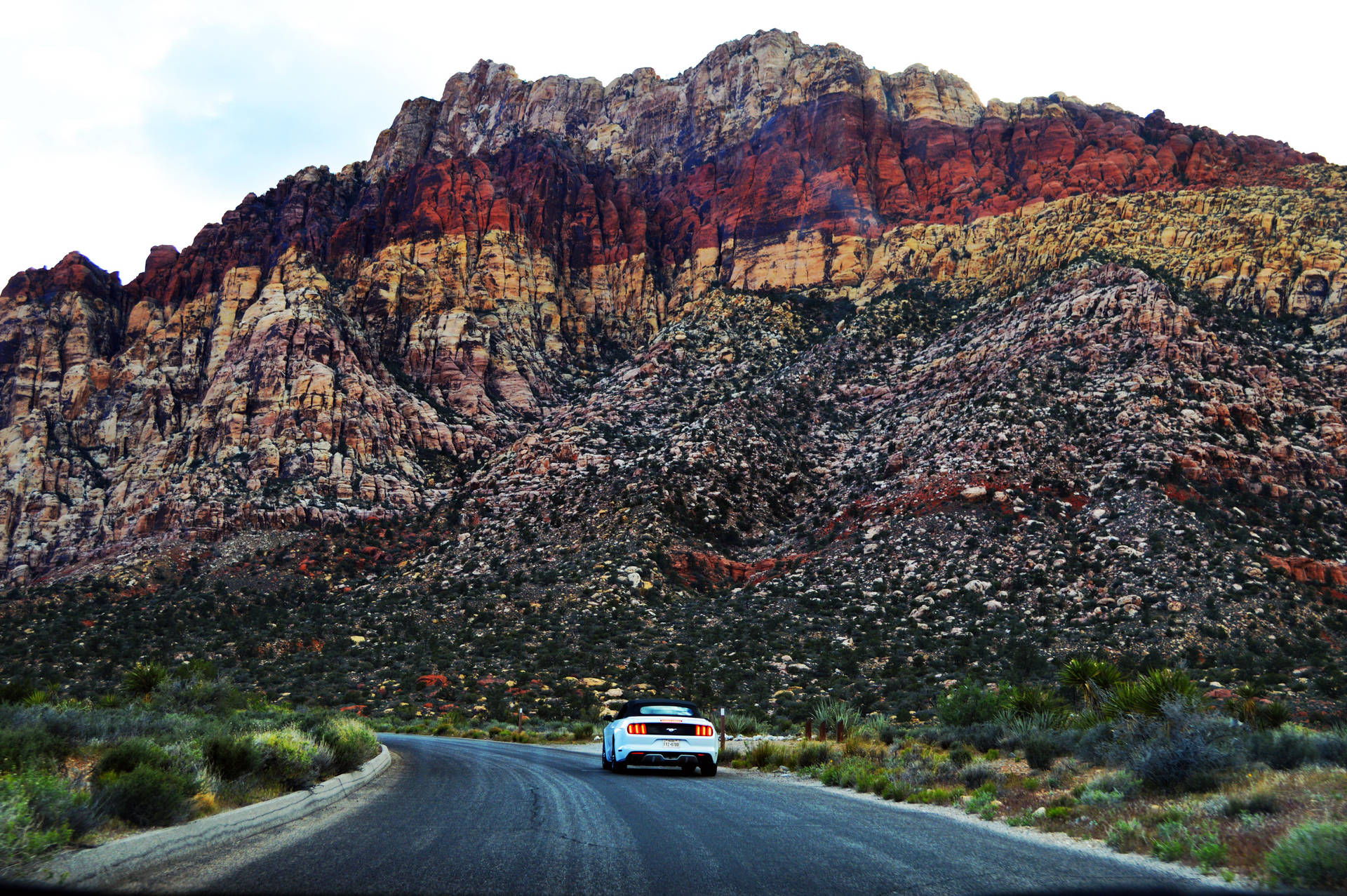 Red Rock Canyon Road Wallpaper