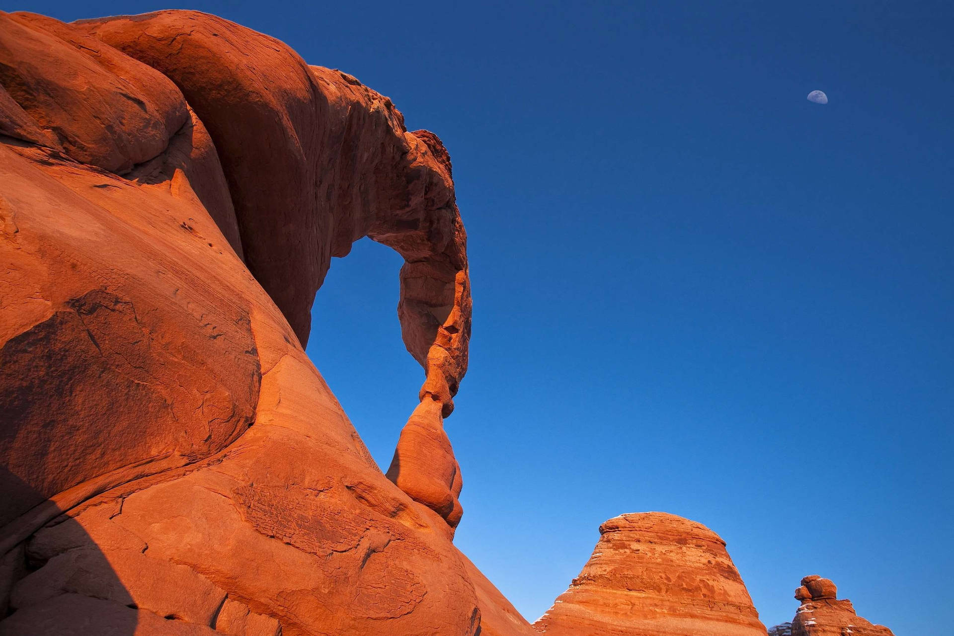 Red Rocks At Arches National Park Wallpaper