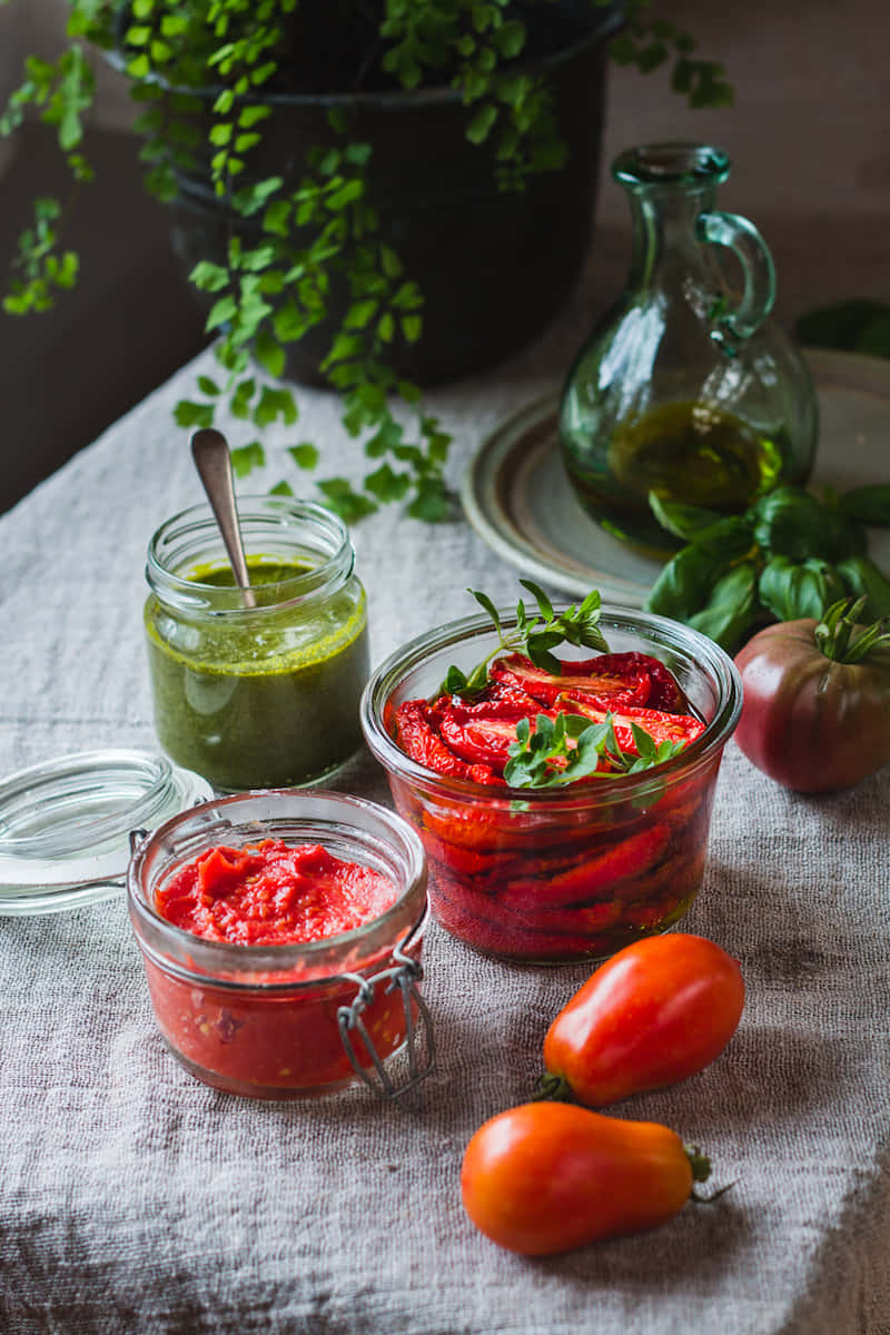 A vibrant bowl of delicious red sauce Wallpaper