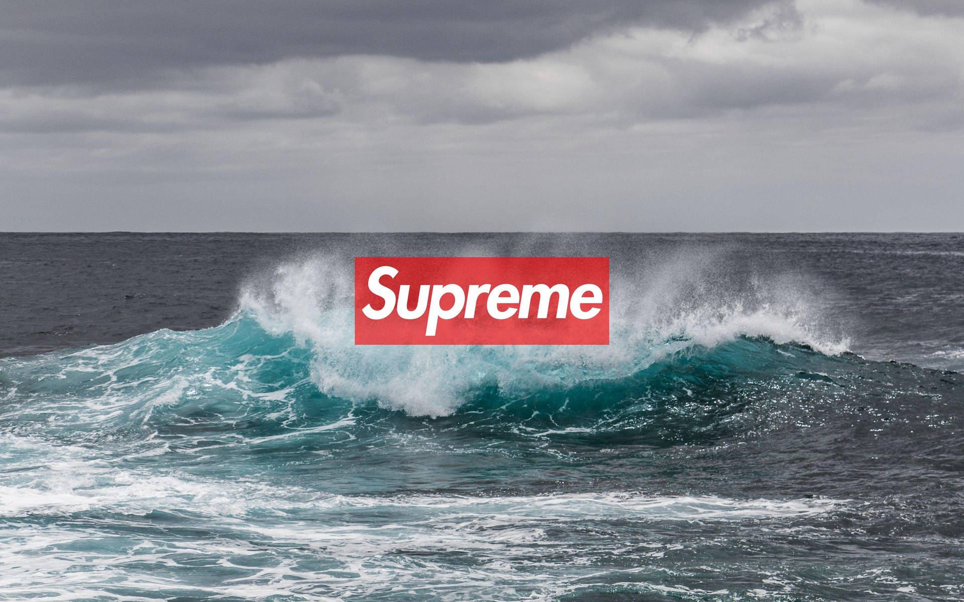Red Supreme And Crashing Waves Wallpaper