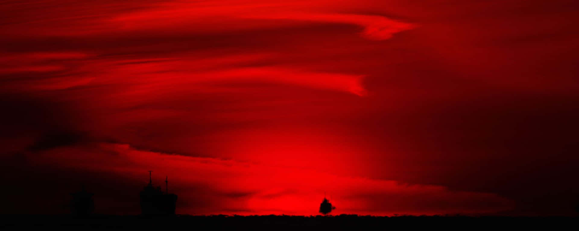 Einsamerbaum In Rot, Ultra Wide Hd Wallpaper