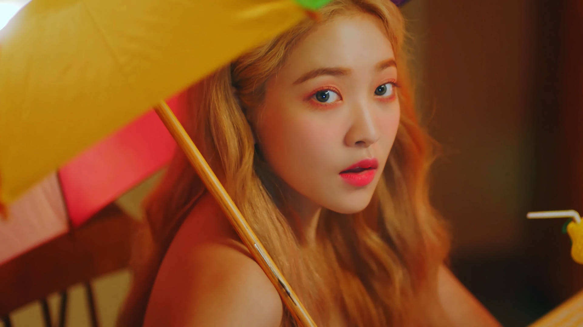 Red Velvet Yeri With Umbrella Wallpaper