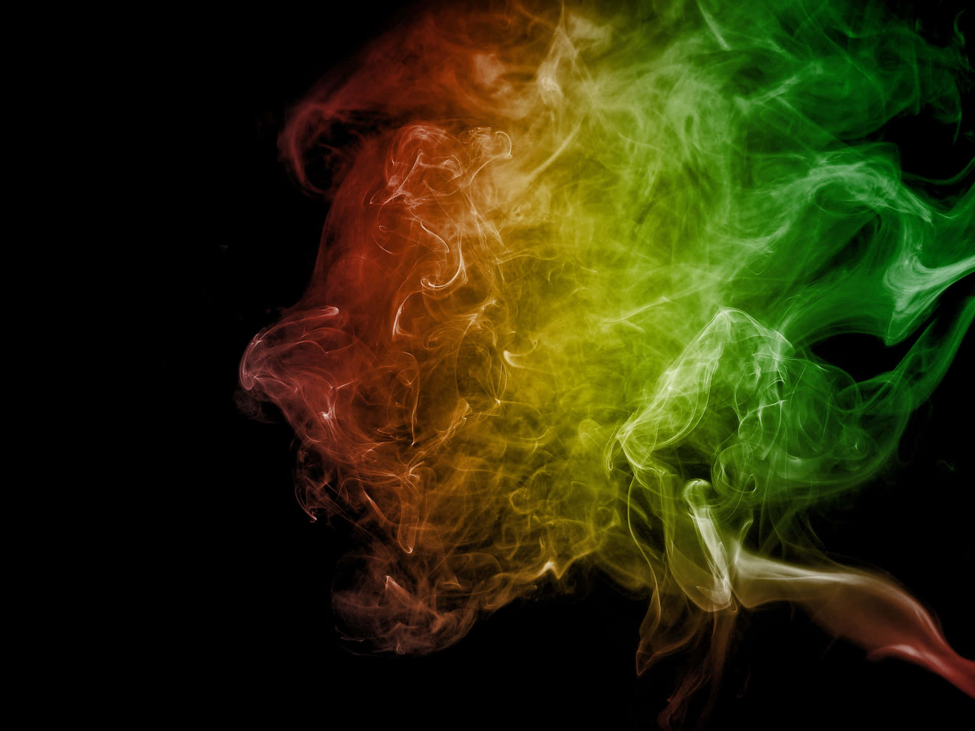 Aglomeradode Fumaça Vermelha, Amarela E Verde Como Papel De Parede Para Computador Ou Celular. Papel de Parede