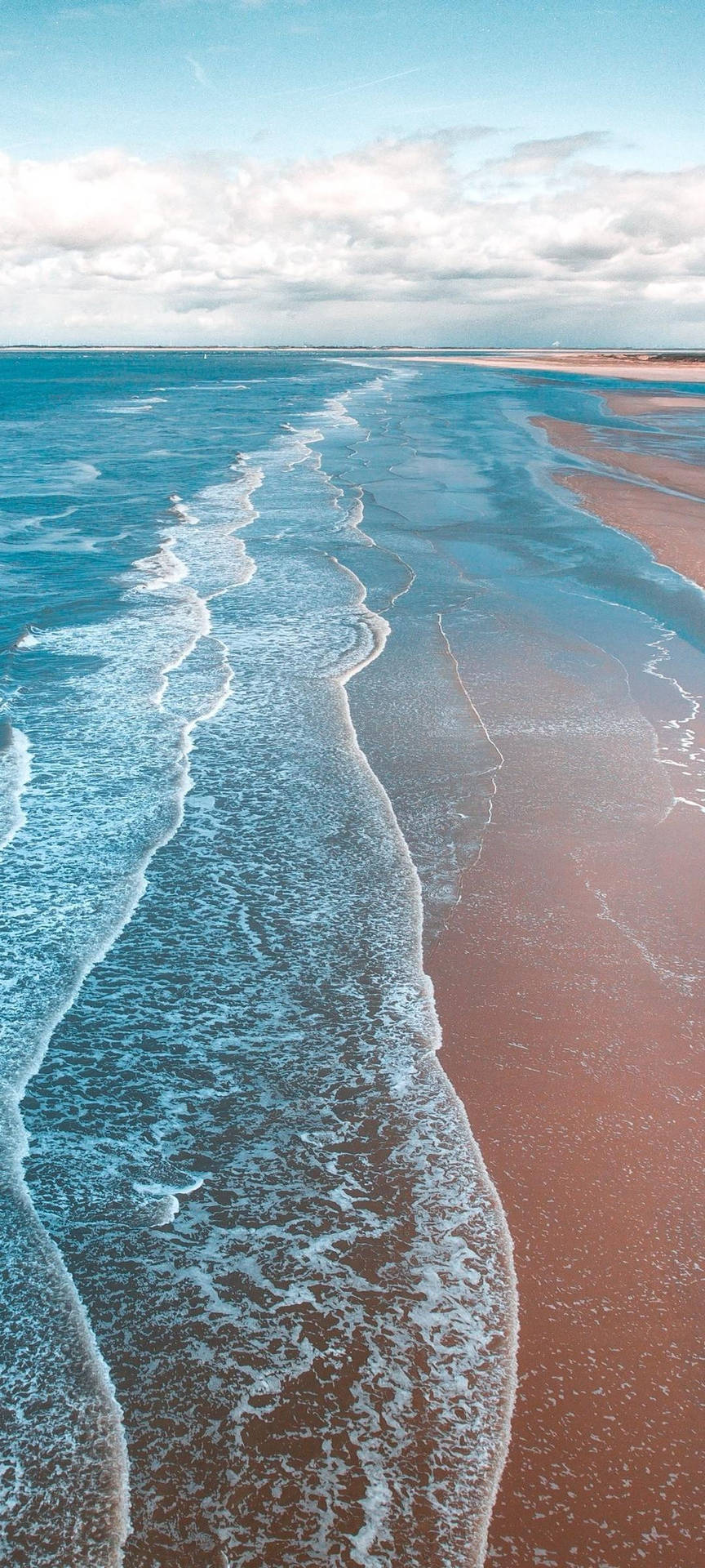 Redmi Note 10 Overlapping Beach Waves Wallpaper