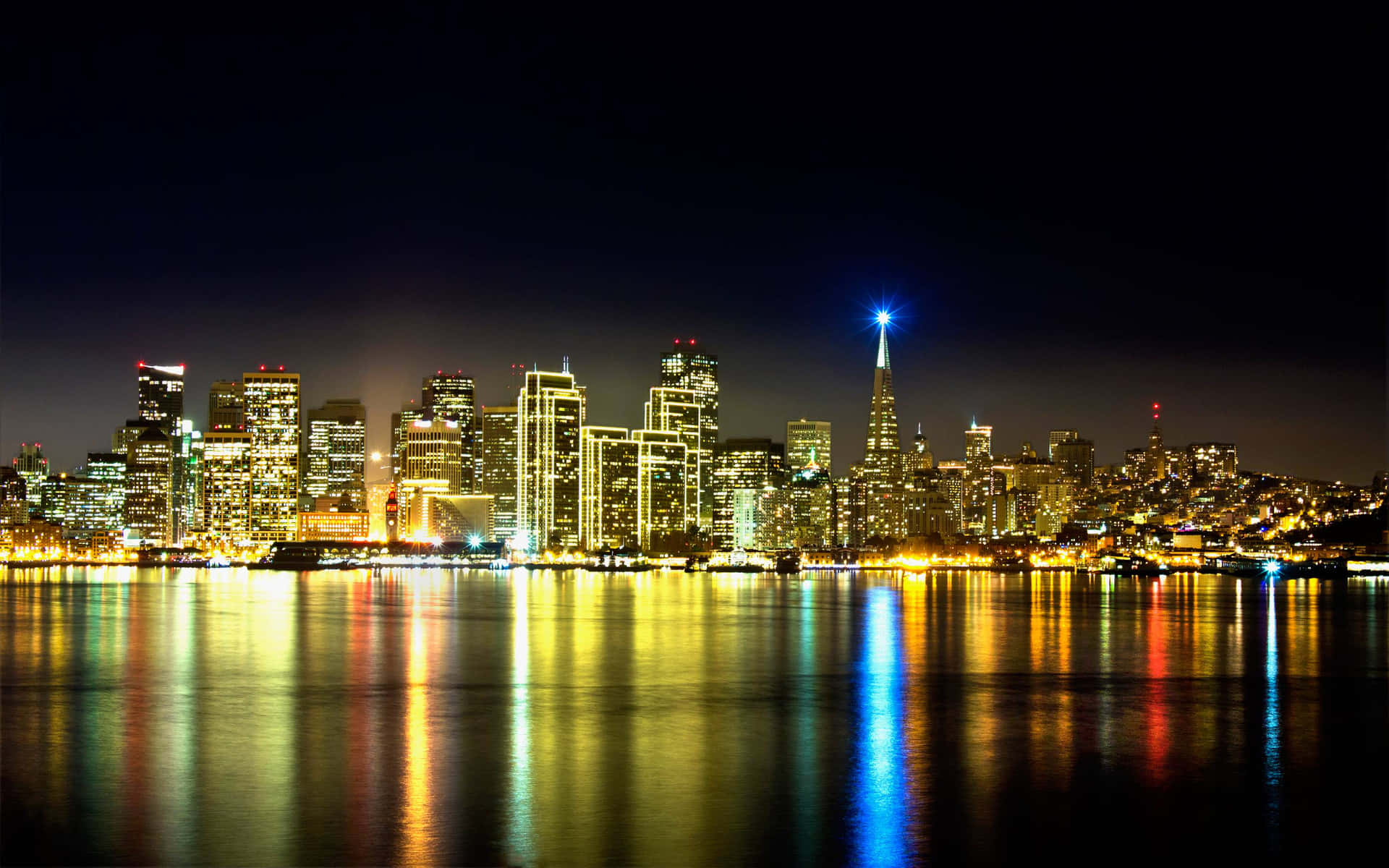 Refection Of Los Angeles Skyline Wallpaper