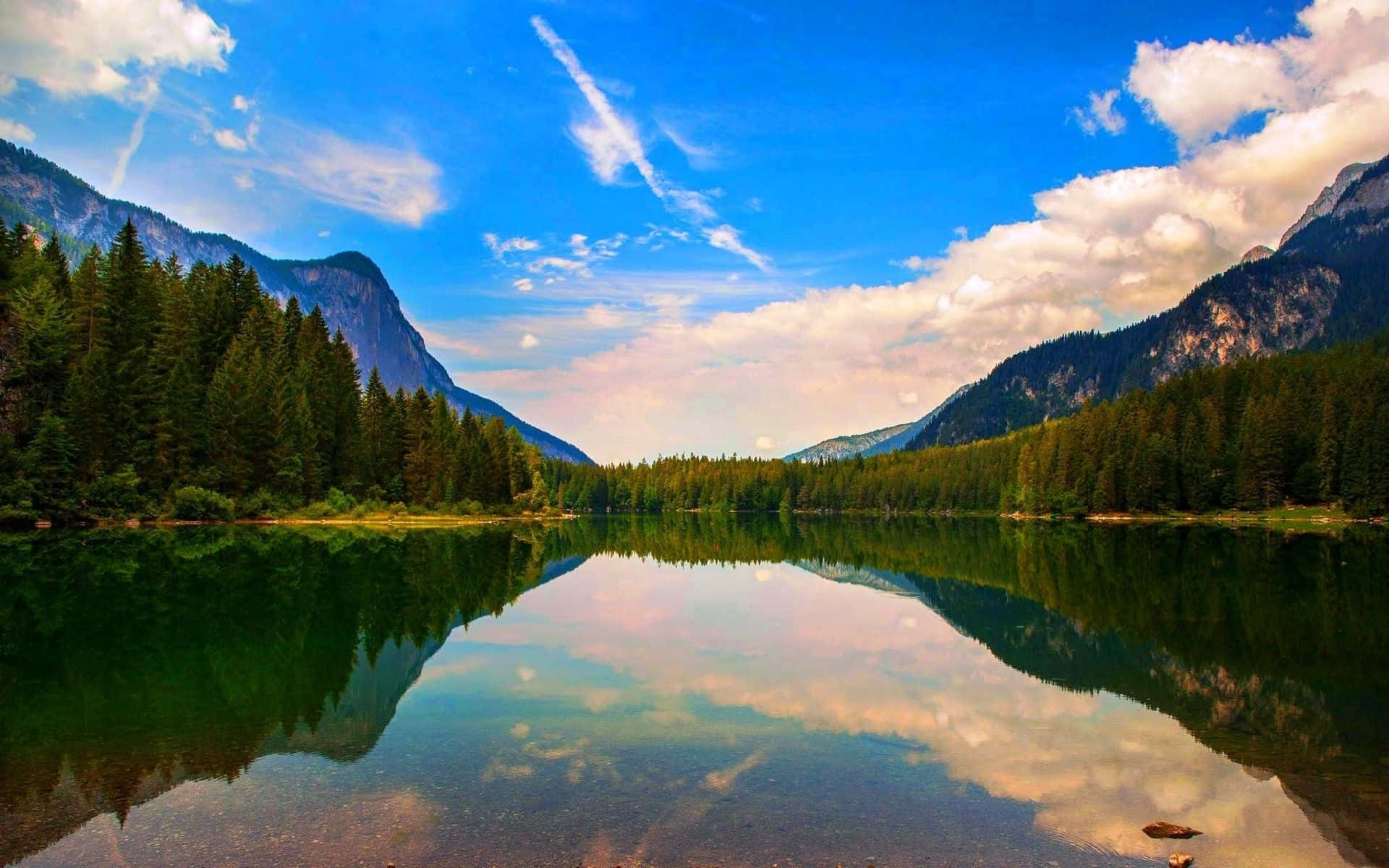Reflective Lake Natural Background Wallpaper