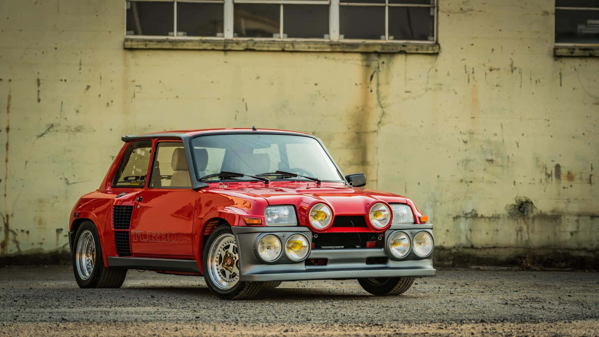 Classic Speed: The Renault 5 Turbo Wallpaper