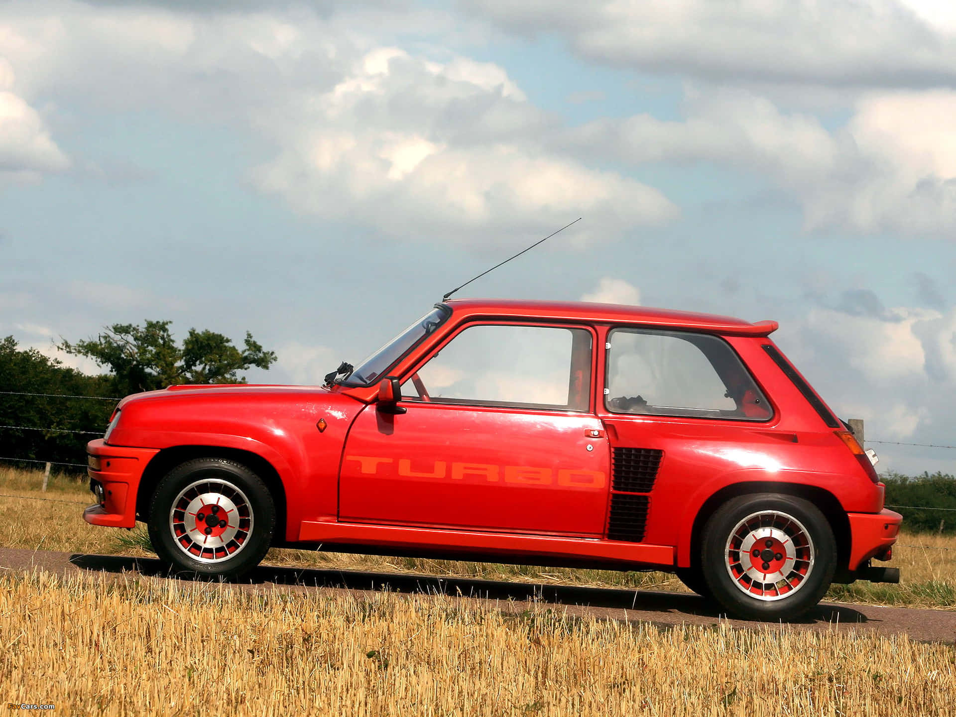 Iconic Renault 5 Turbo in action Wallpaper