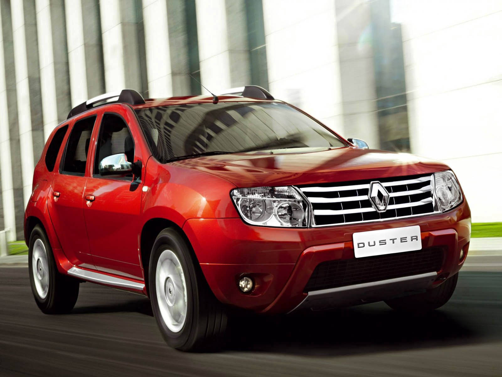 Renault Duster On Road