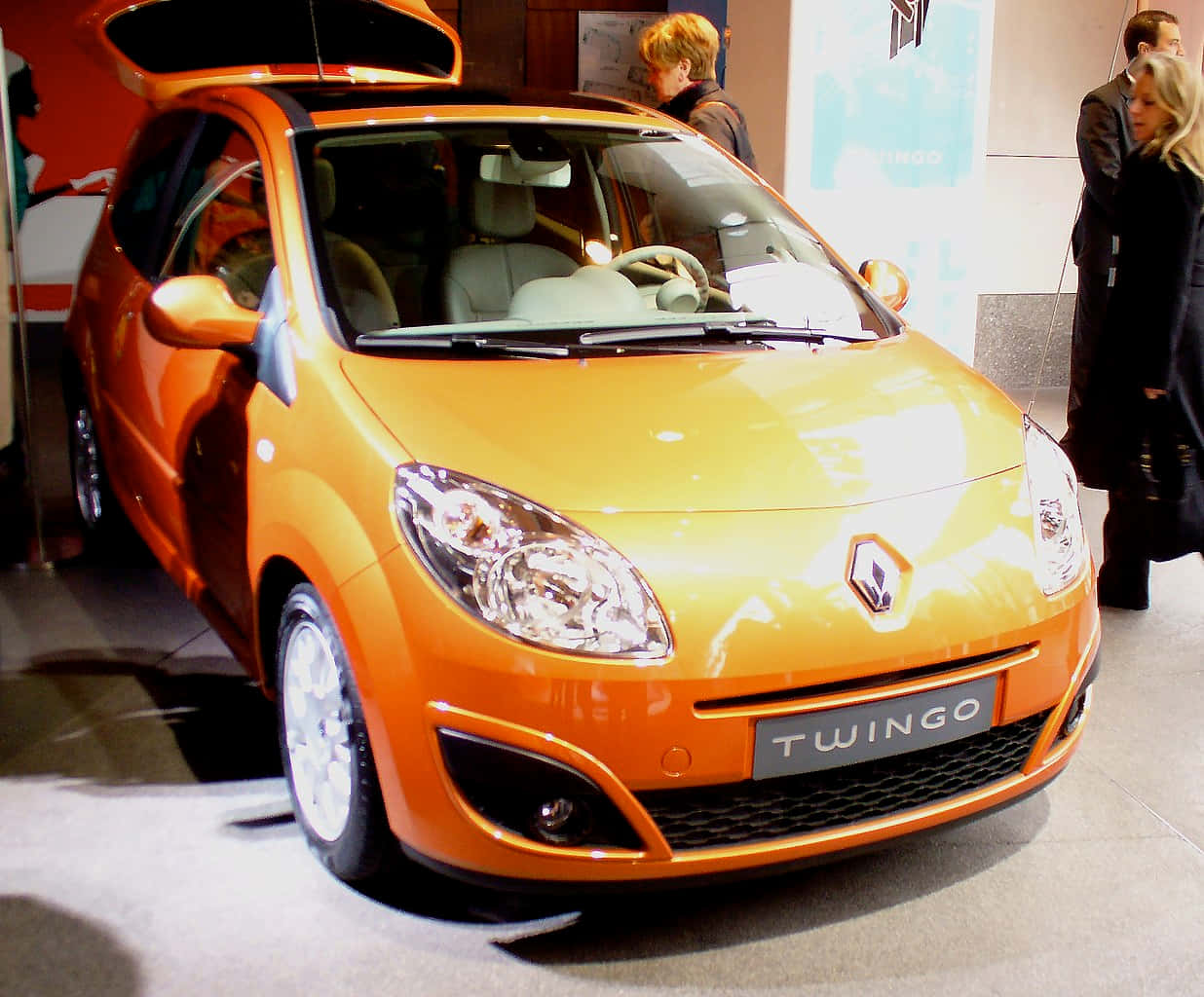 Renault Twingo Showcase Achtergrond