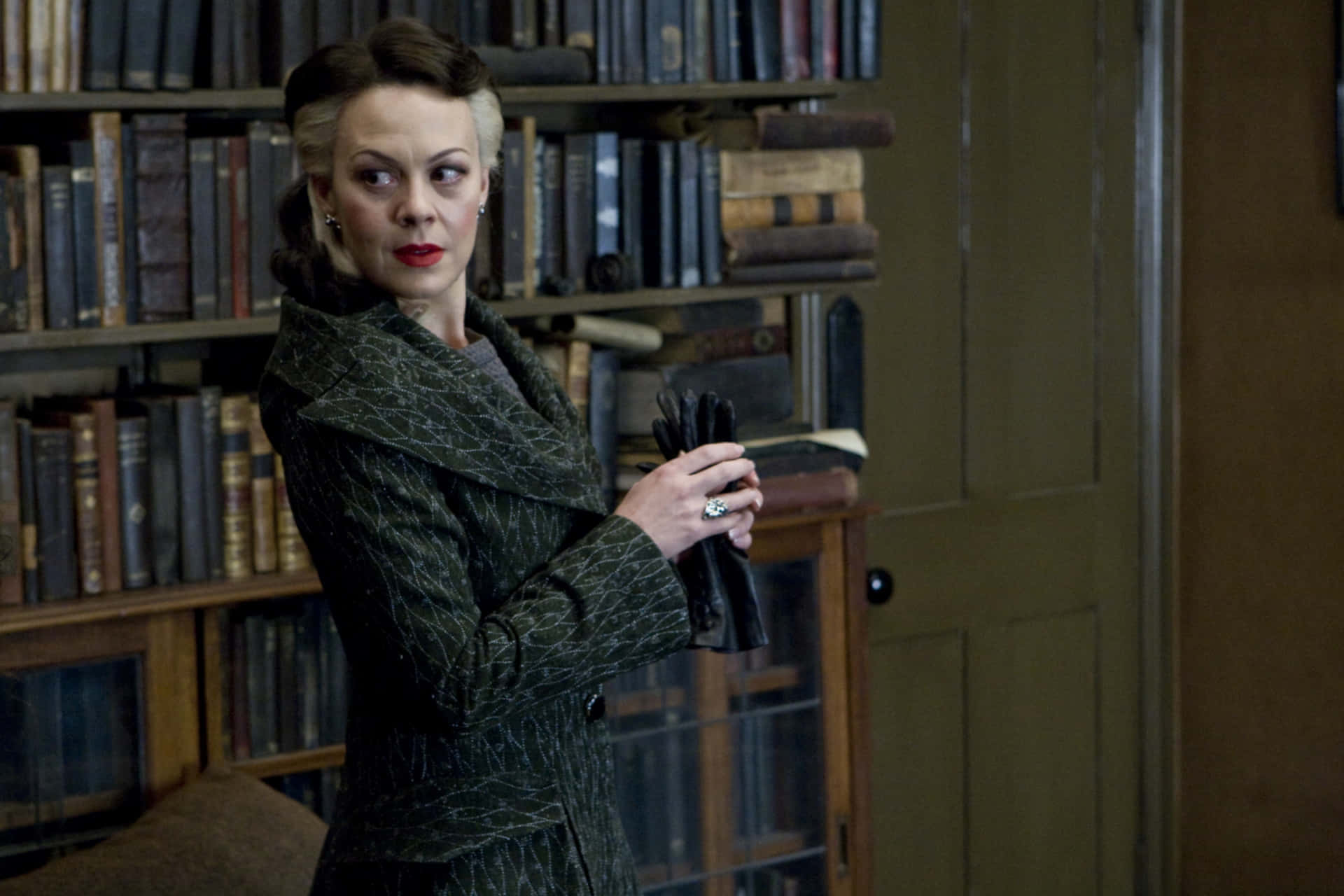 Renowned Actress Helen Mccrory In A Scene Wallpaper