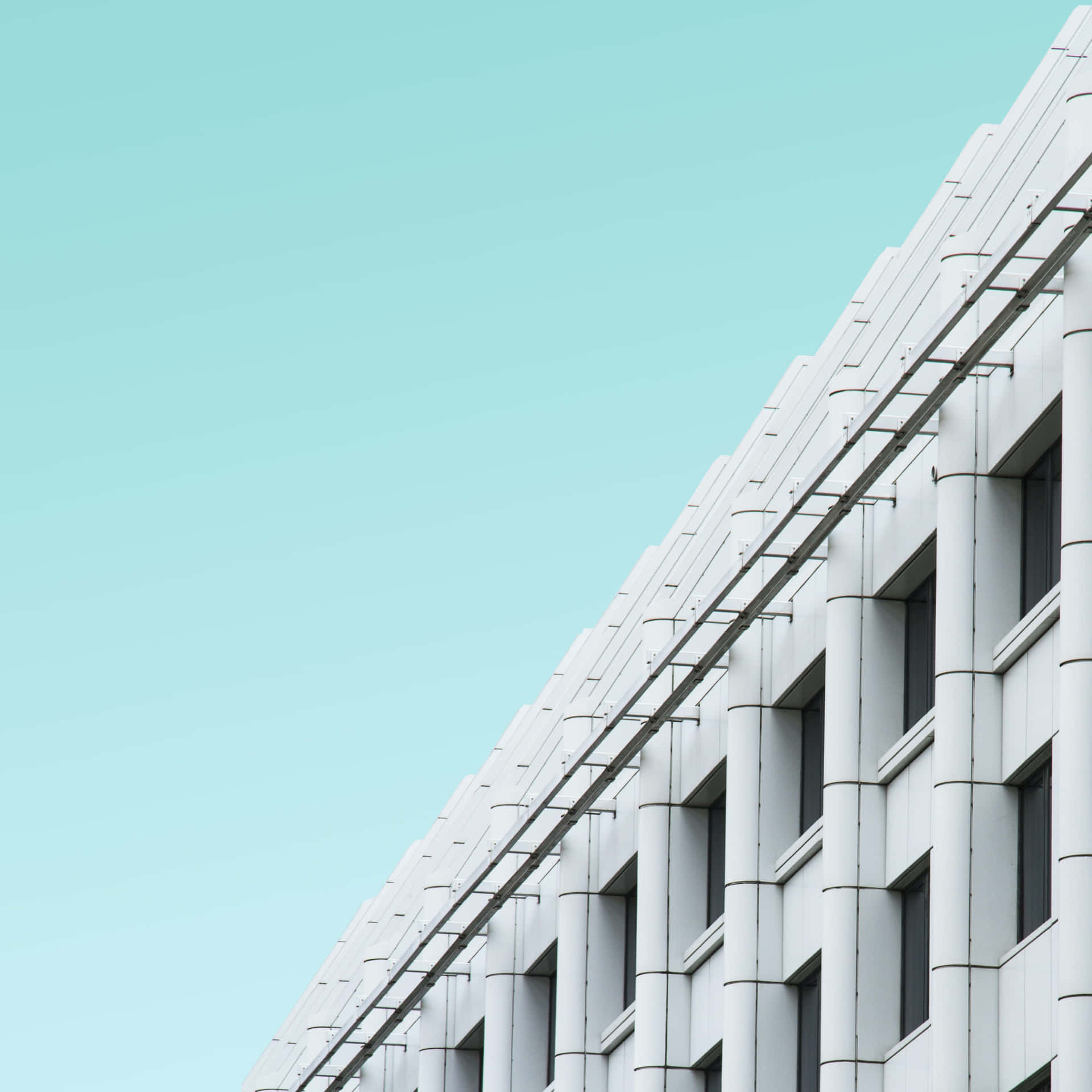 Repetitive White Building [wallpaper] Wallpaper
