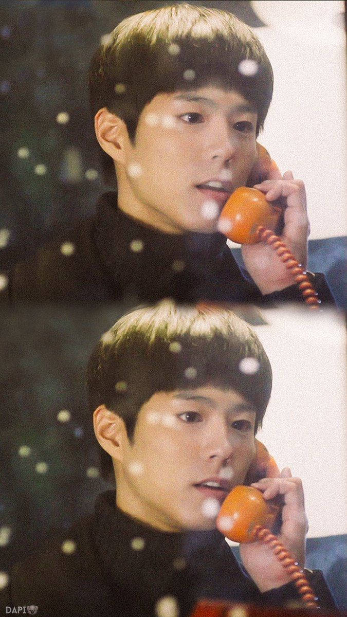 Choi Taek in a Phone Booth - Scene From Reply 1988 Wallpaper