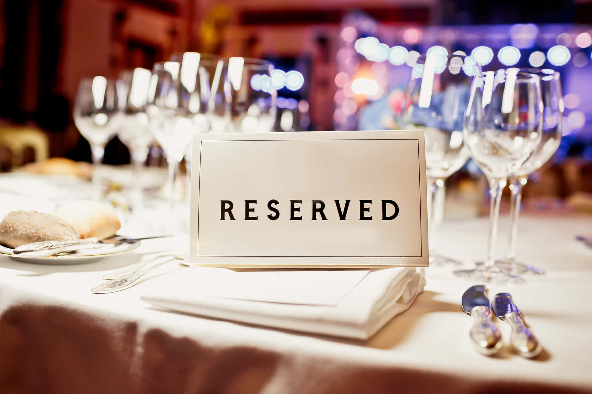Reserved Sign On The Table Wallpaper