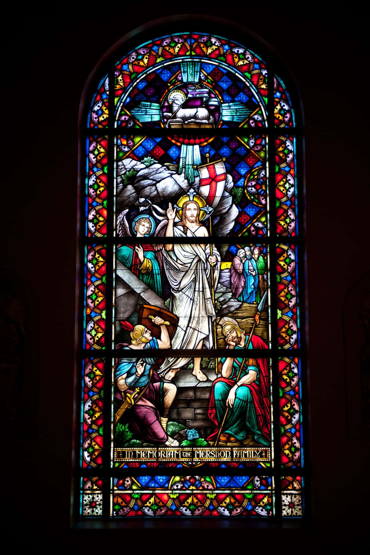 Resurrection_ Stained_ Glass_ Window Wallpaper