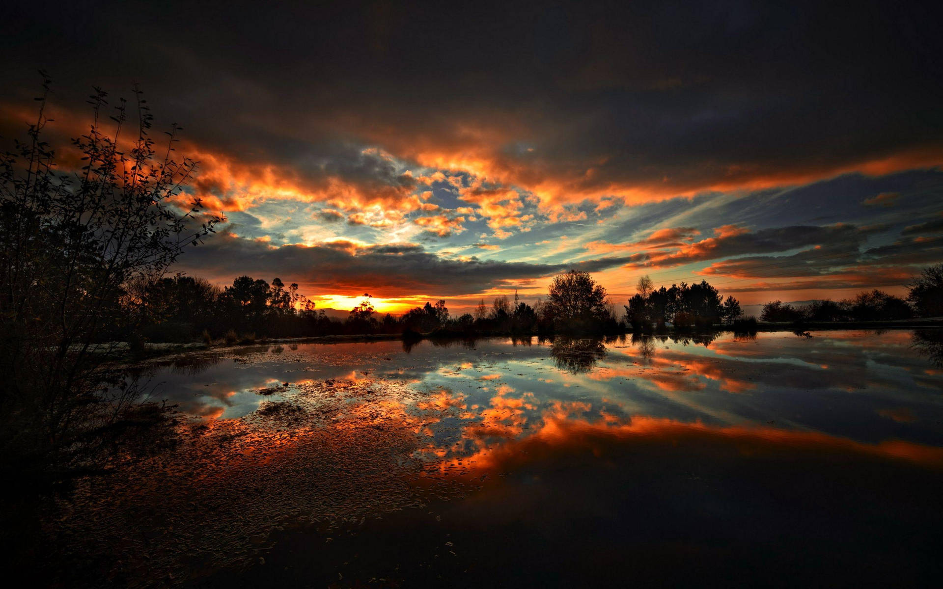 Retina Sunset Water Reflection