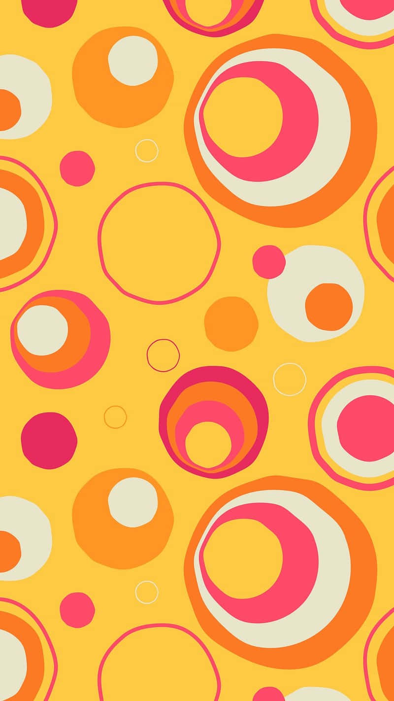 Retro Circles Pattern Yellow Background Wallpaper