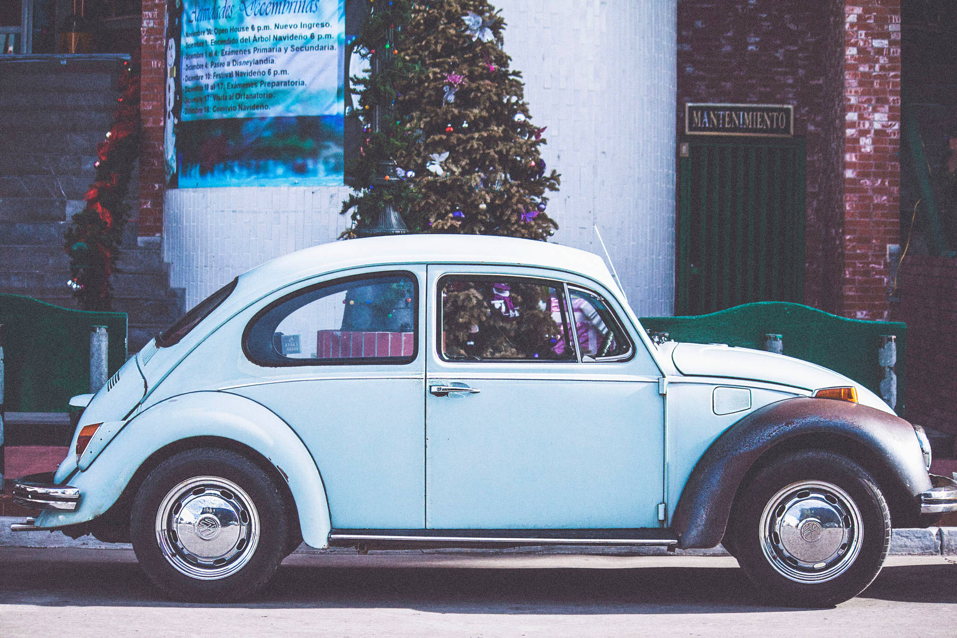 Retro Sky Blue Volkswagen Wallpaper