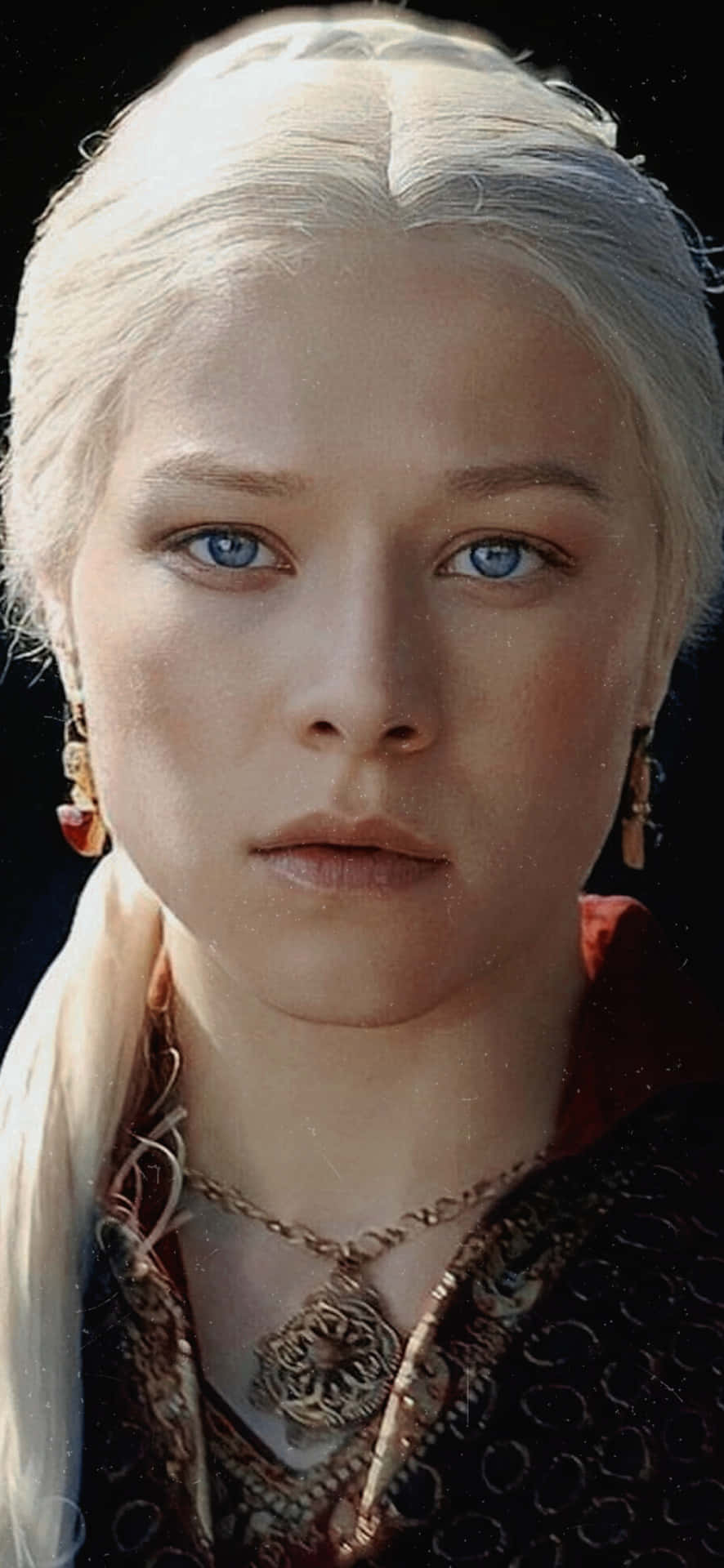 Rhaenyra Targaryen ser alvorlig og majestætisk ud. Wallpaper