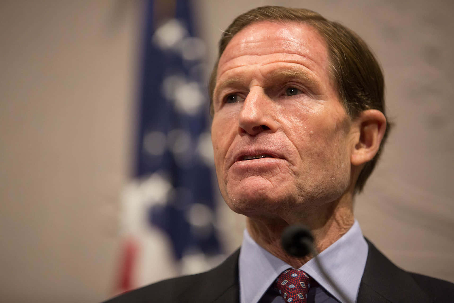 Richard Blumenthal In Front Of The American Flag Wallpaper