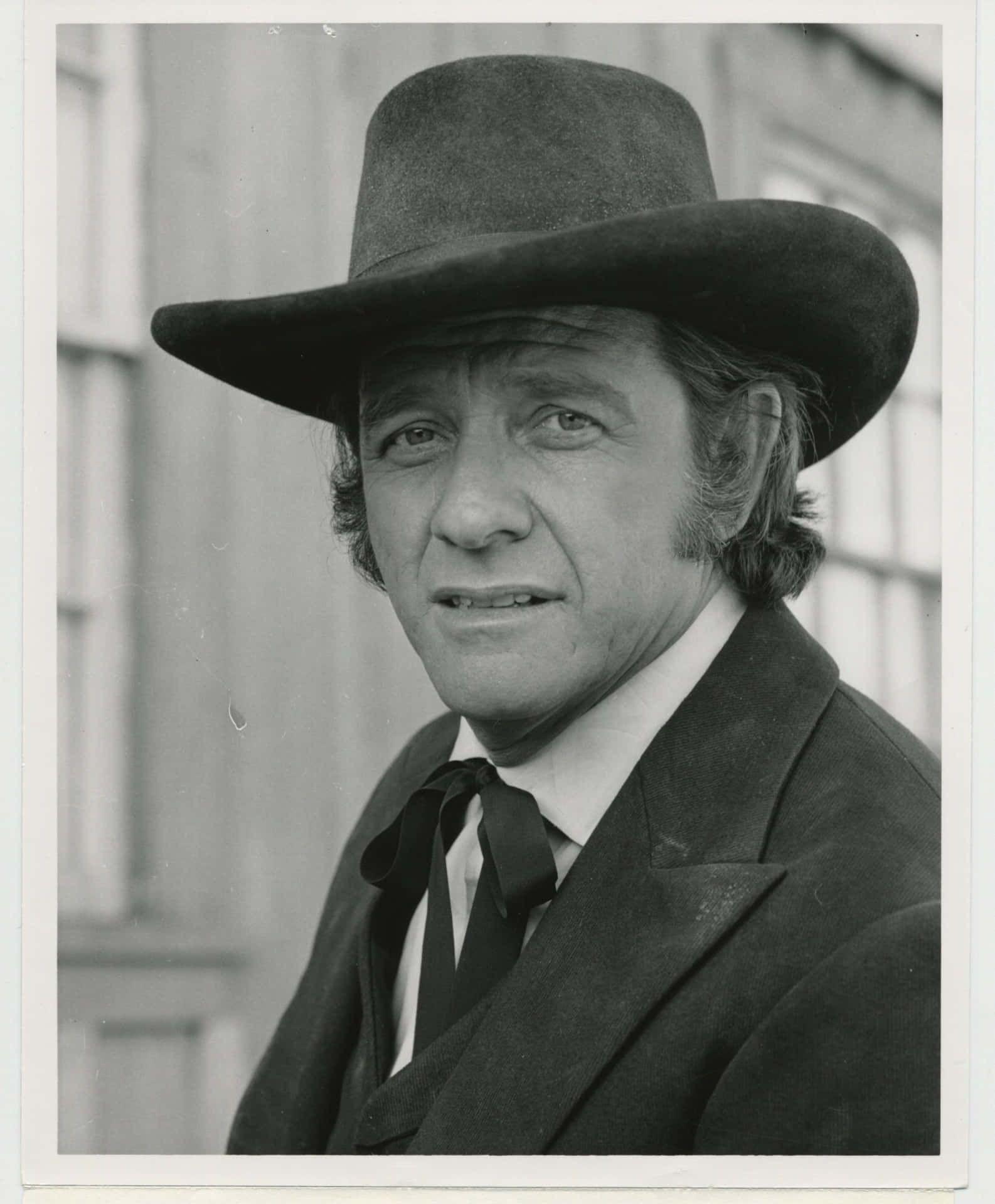 Richard Crenna, the acclaimed American actor Wallpaper