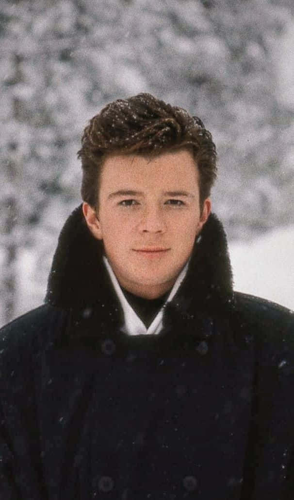 Rick Astley rocks 80s style