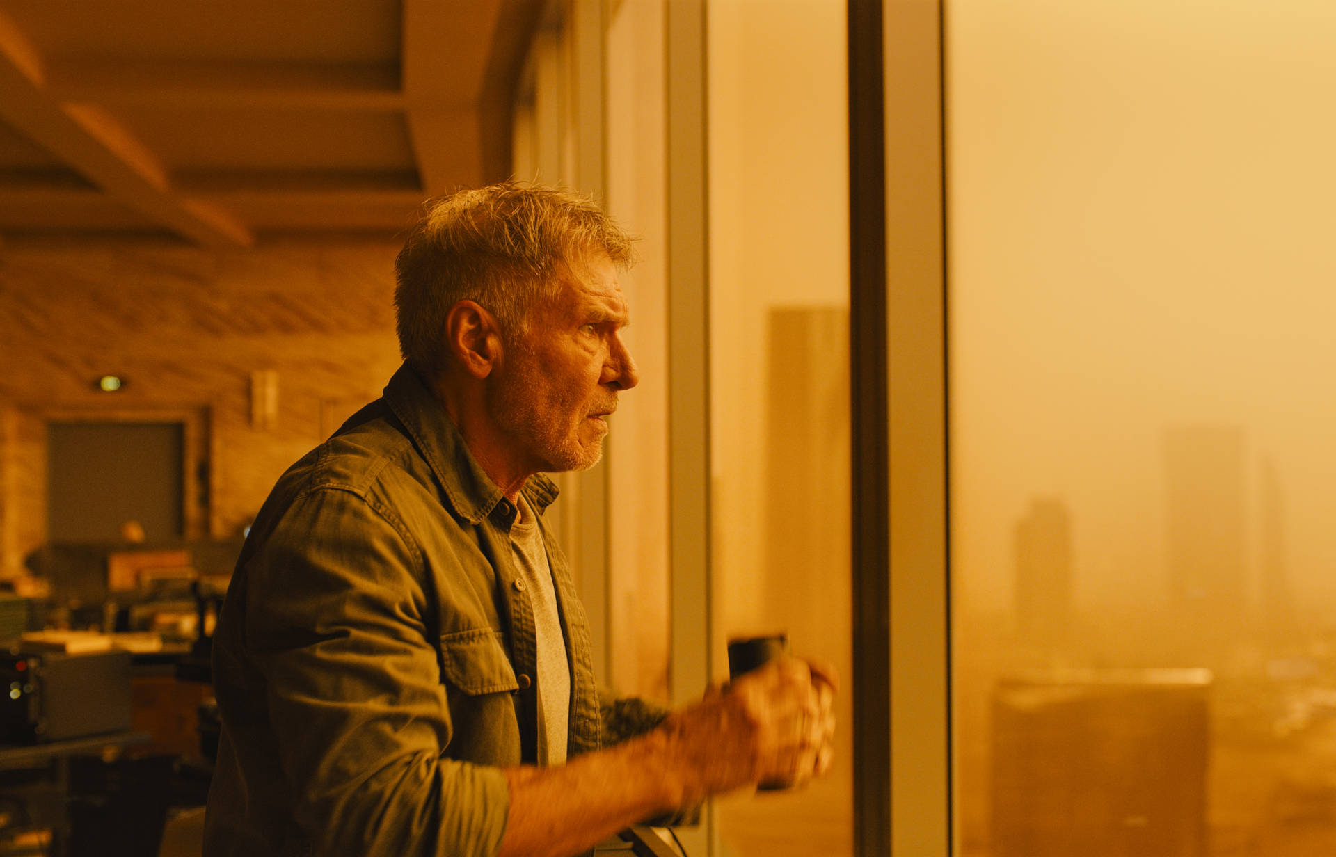 Rick By The Window Blade Runner 2049 4k Background