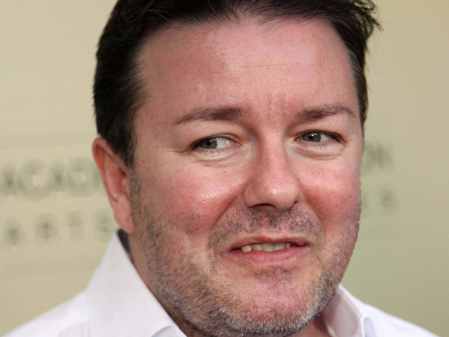 Actory Comediante Ganador Del Premio Emmy, Ricky Gervais. Fondo de pantalla