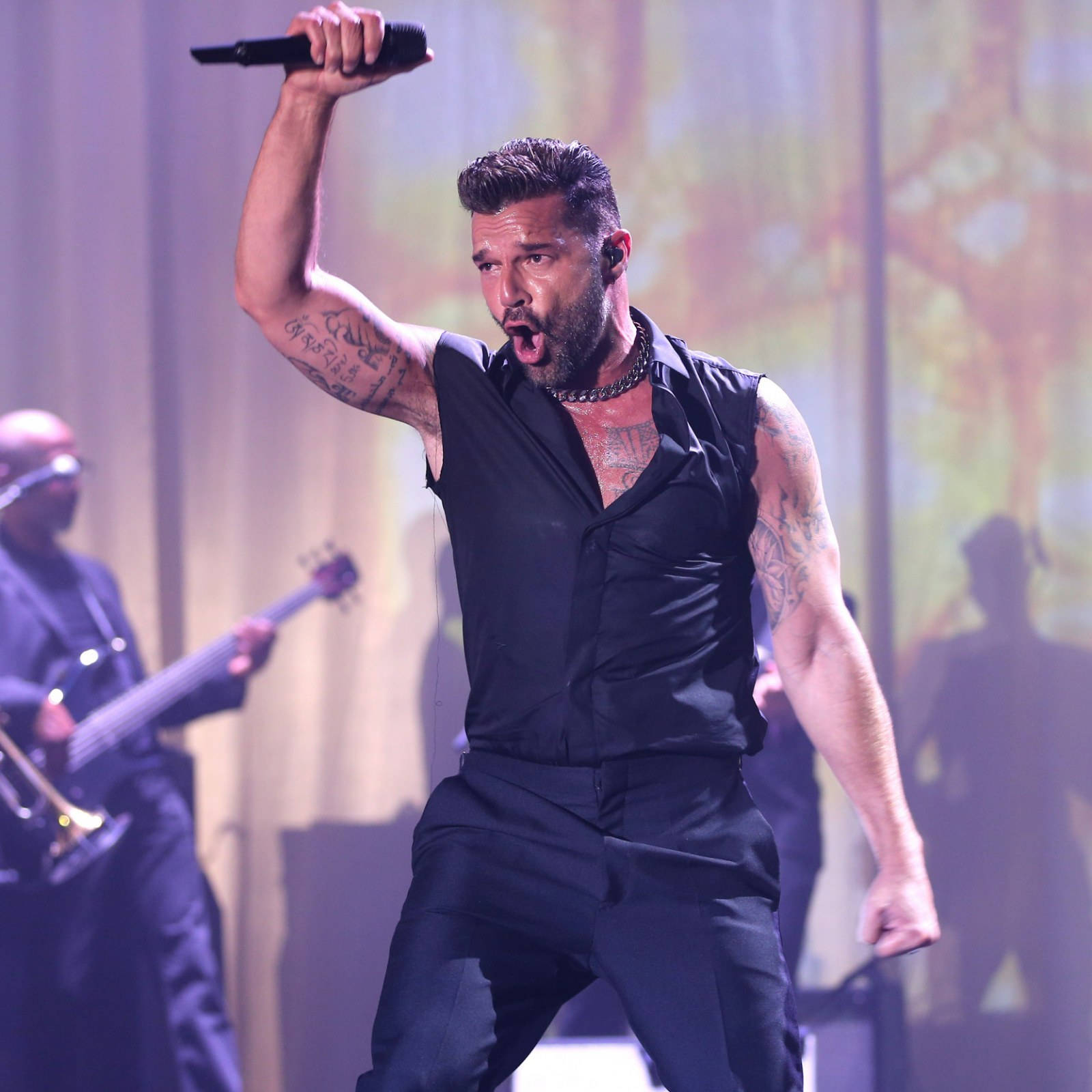 Ricky Martin Hyped Up Wallpaper