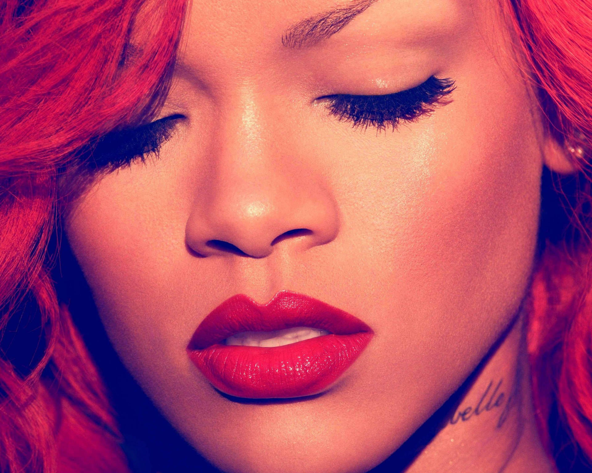 Rihanna Hd Red Hair Loud Background