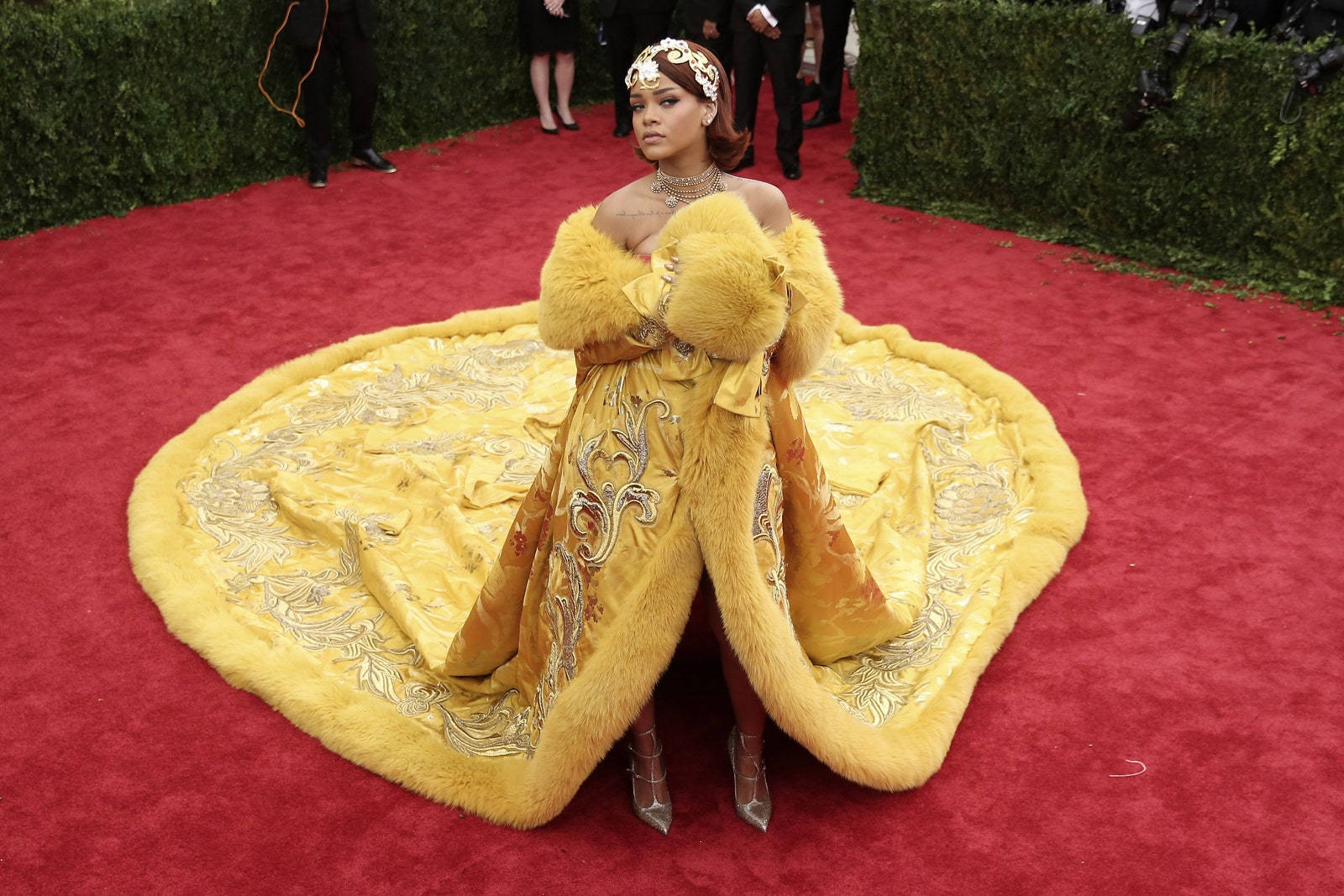 Rihanna In Yellow Dress At Met Gala Background