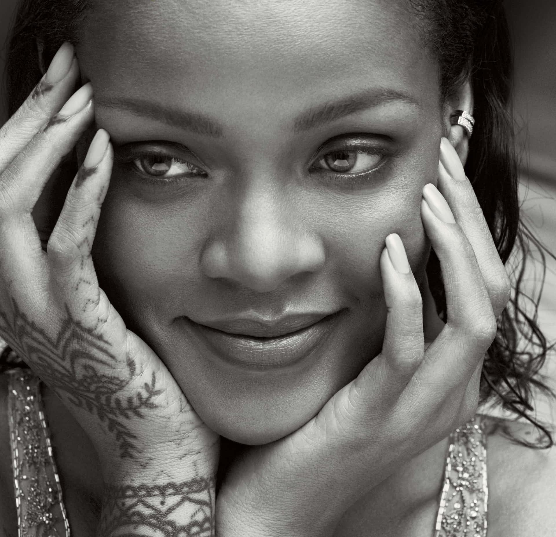 Rihannagenießt Eine Nacht Draußen.