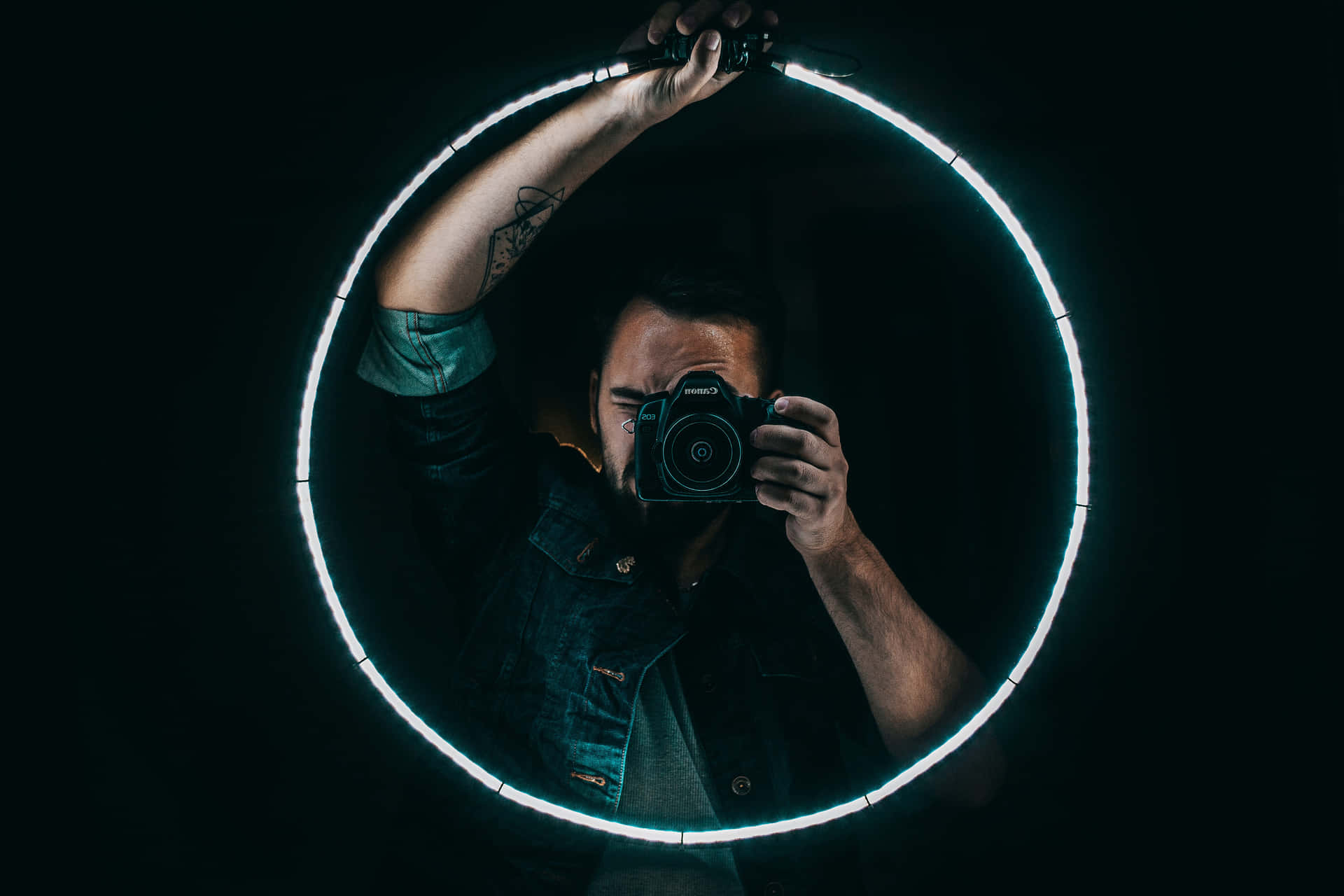 Illuminate Your Projects with a Ring Light