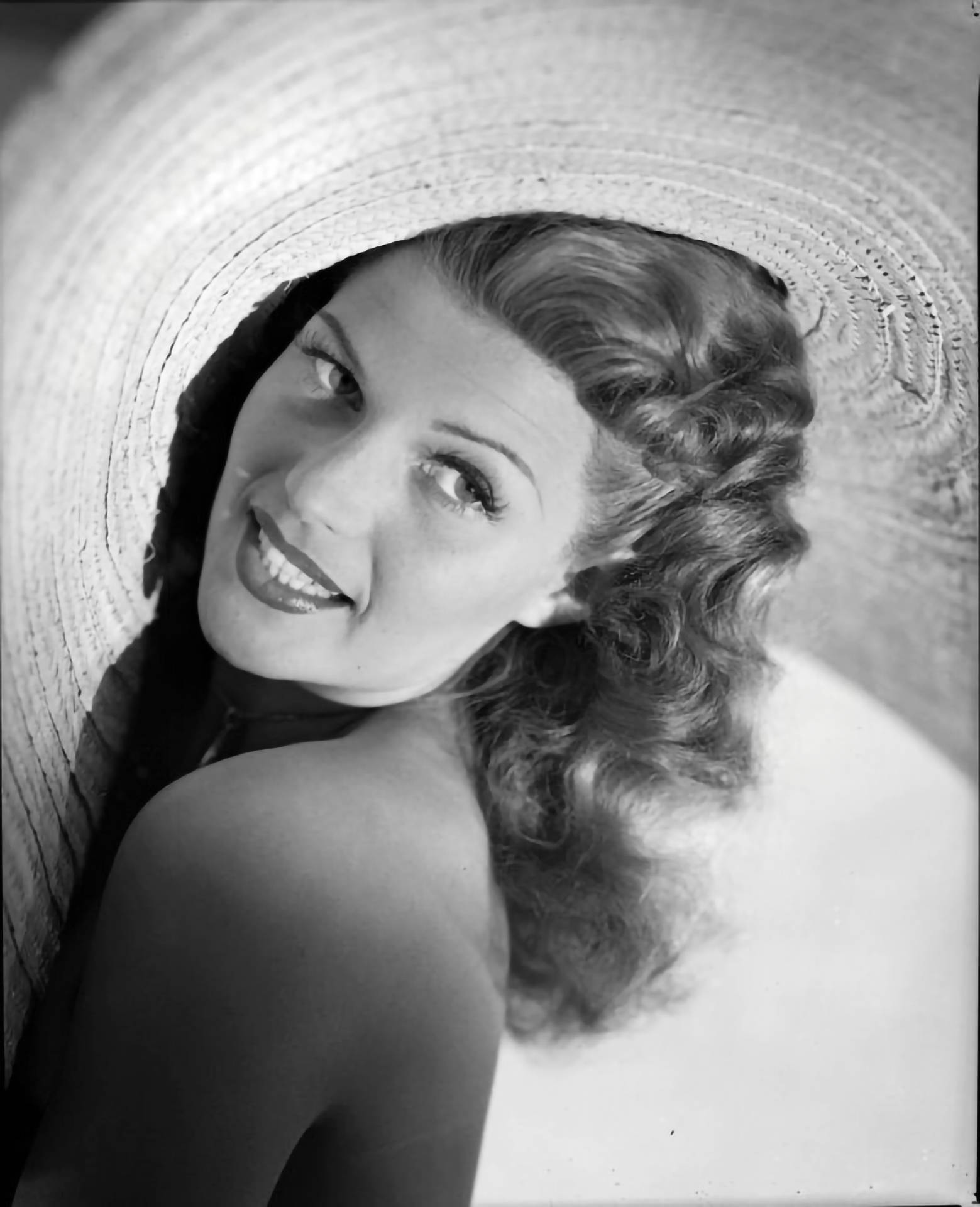 Rita Hayworth Big Sun Hat Wallpaper