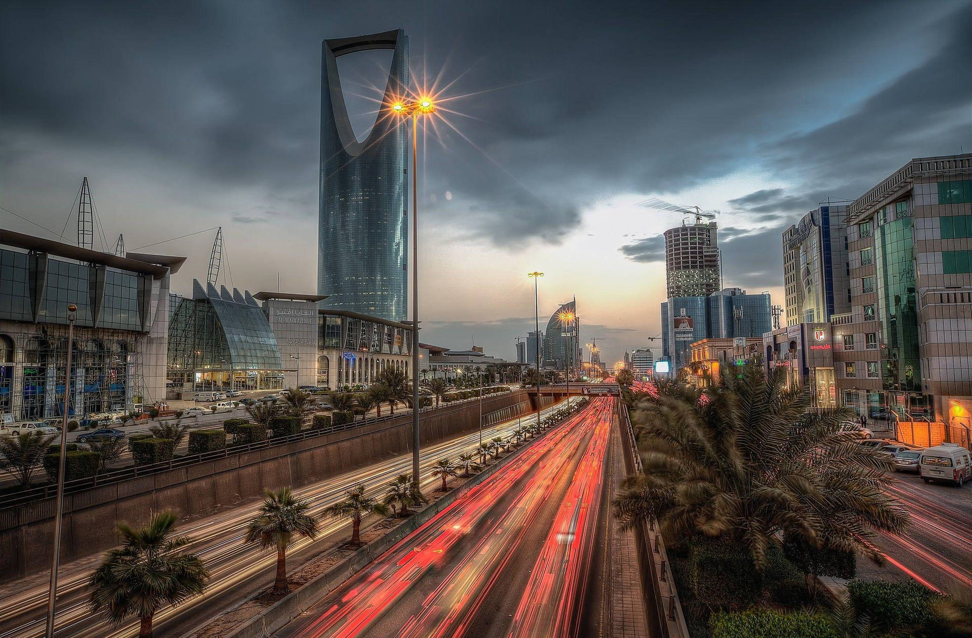 Riyadh In Time-lapse Wallpaper