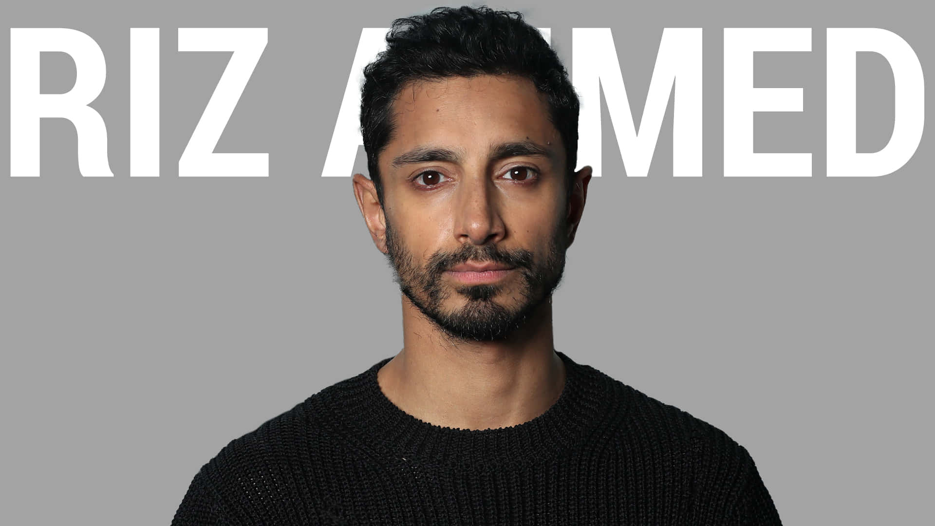 Riz Ahmed Portret Achtergrond